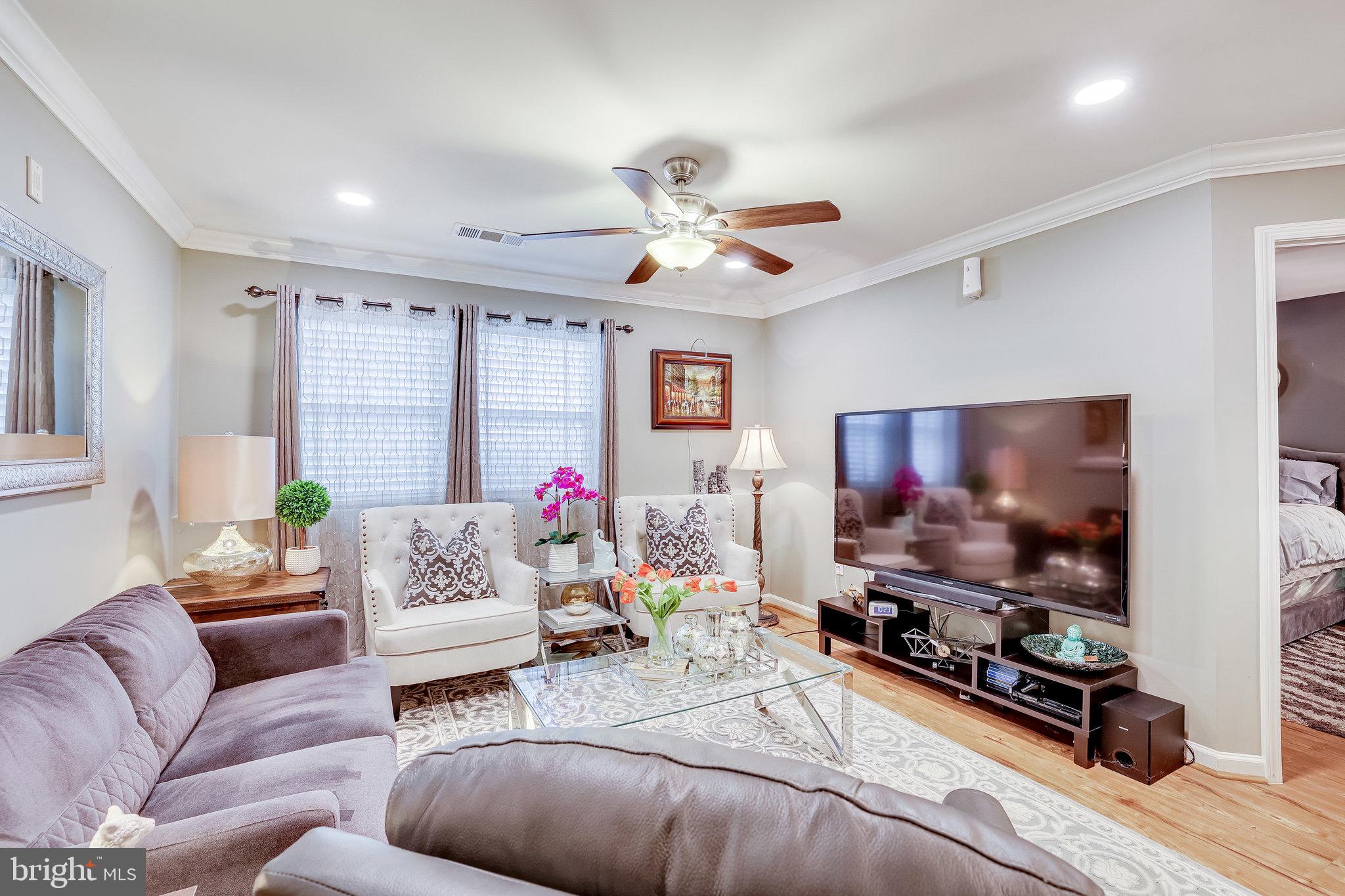 MARKET STREET AT TOWN CENTER - Residential