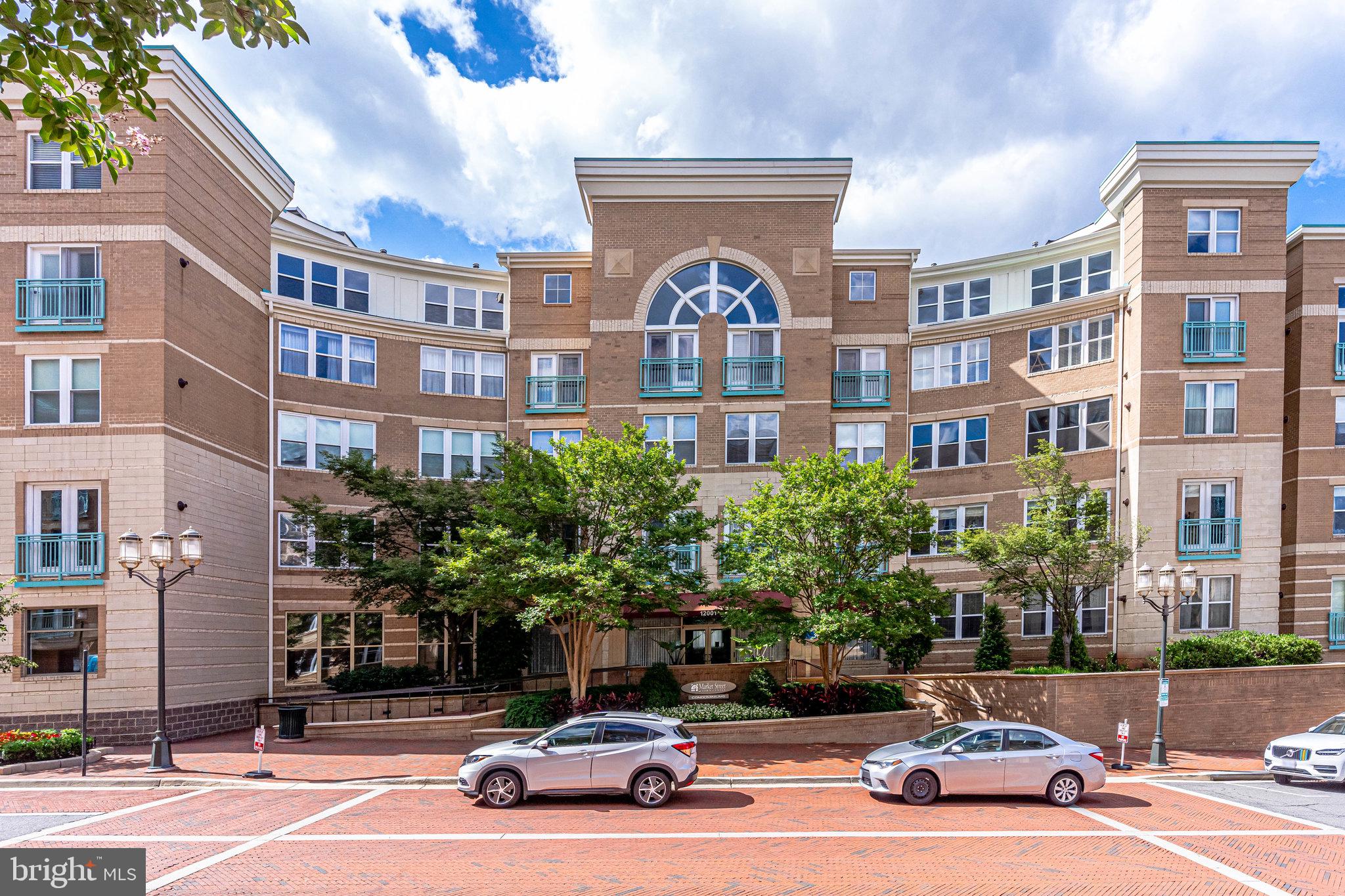 MARKET STREET AT TOWN CENTER - Residential