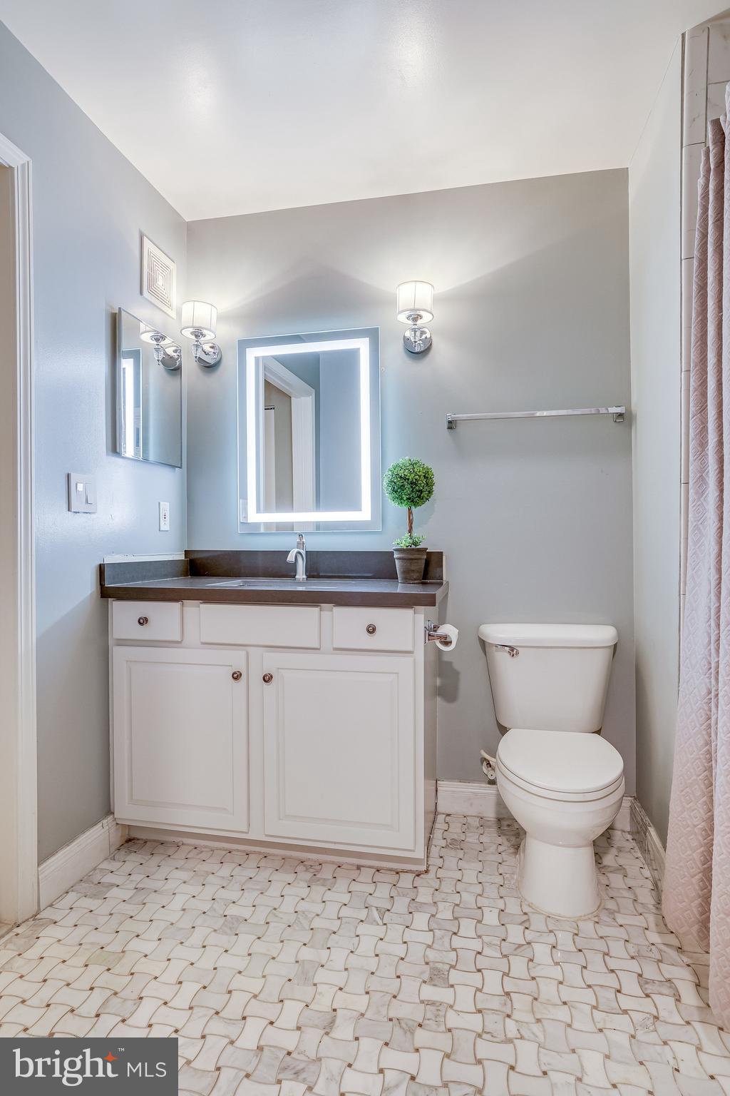 MARKET STREET AT TOWN CENTER - Residential