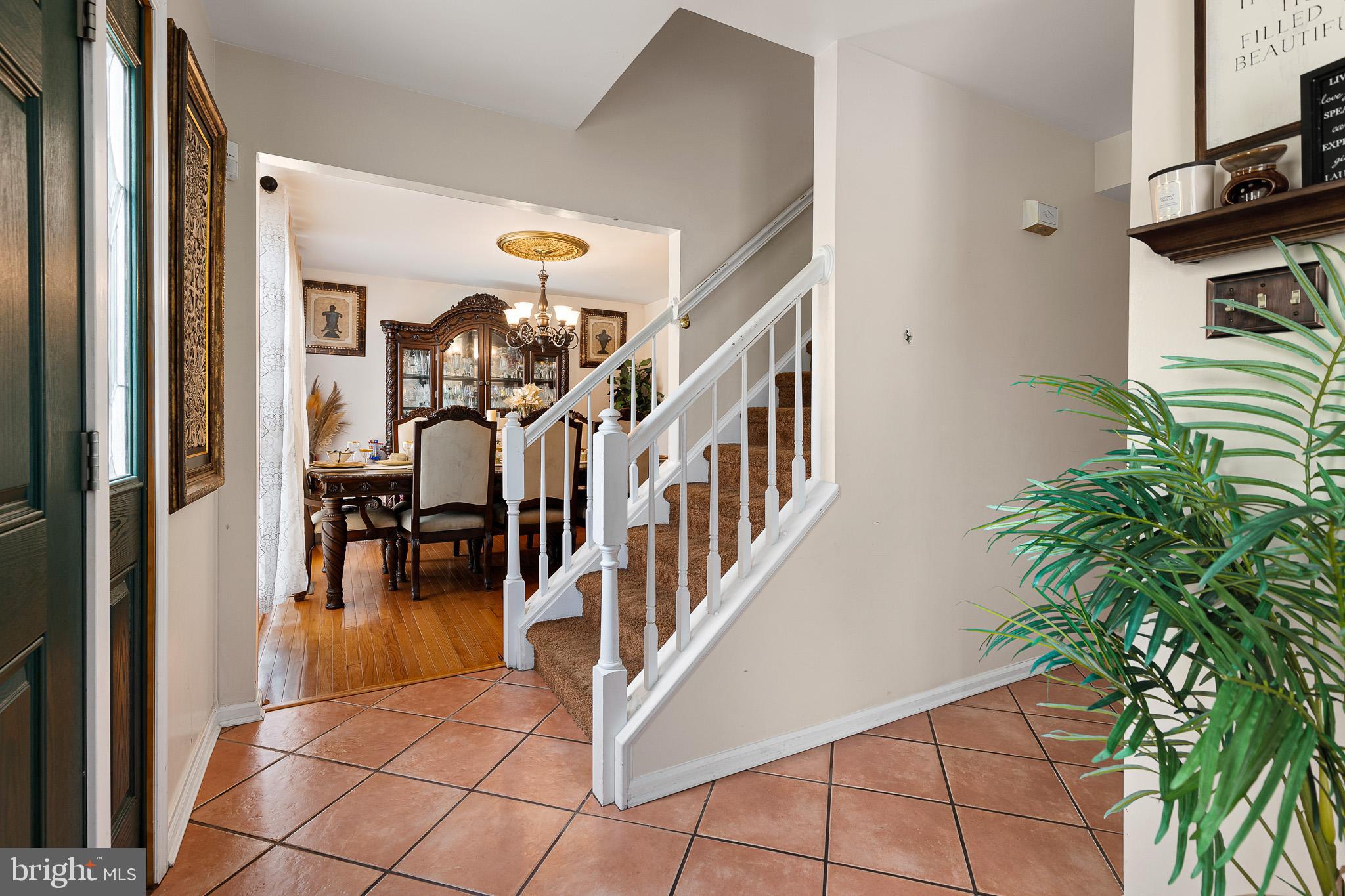 805 CORNSTALK DRIVE