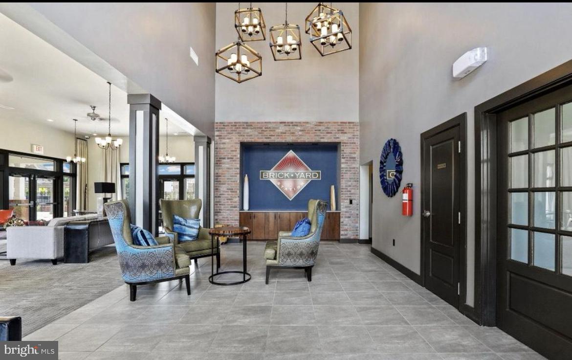 BRICK YARD STATION - Residential