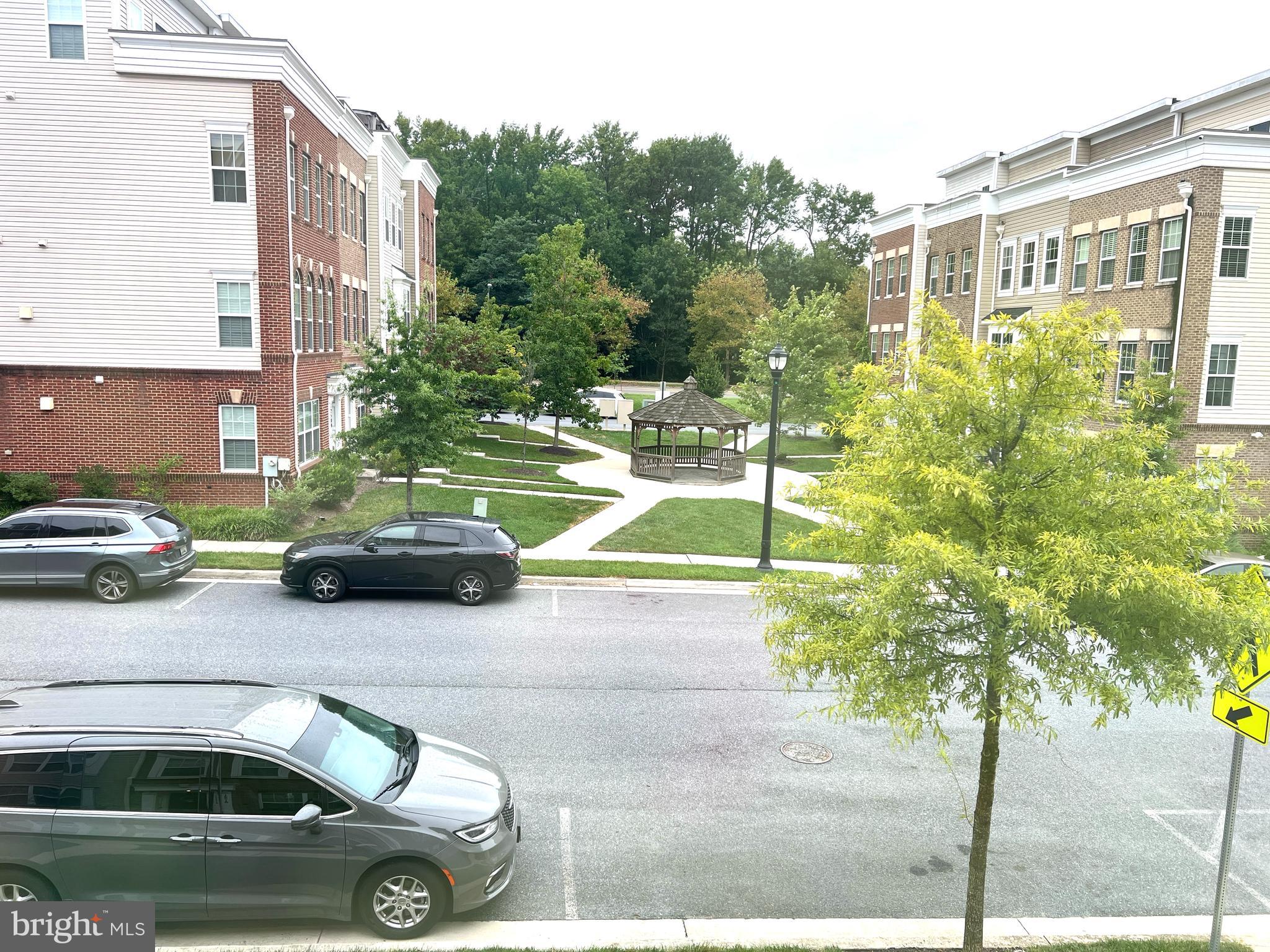 BRICK YARD STATION - Residential