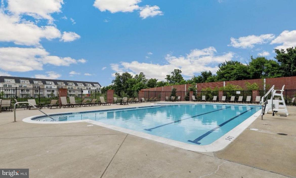 BRICK YARD STATION - Residential