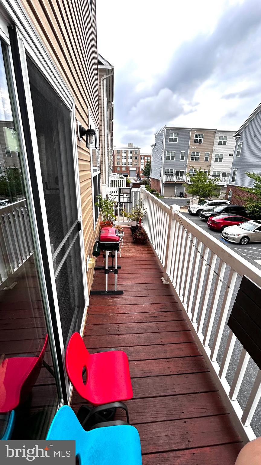 BRICK YARD STATION - Residential