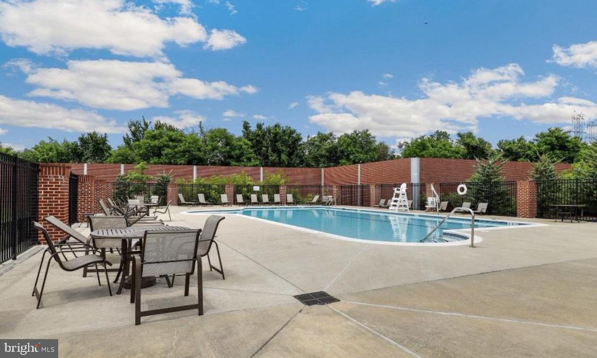 BRICK YARD STATION - Residential