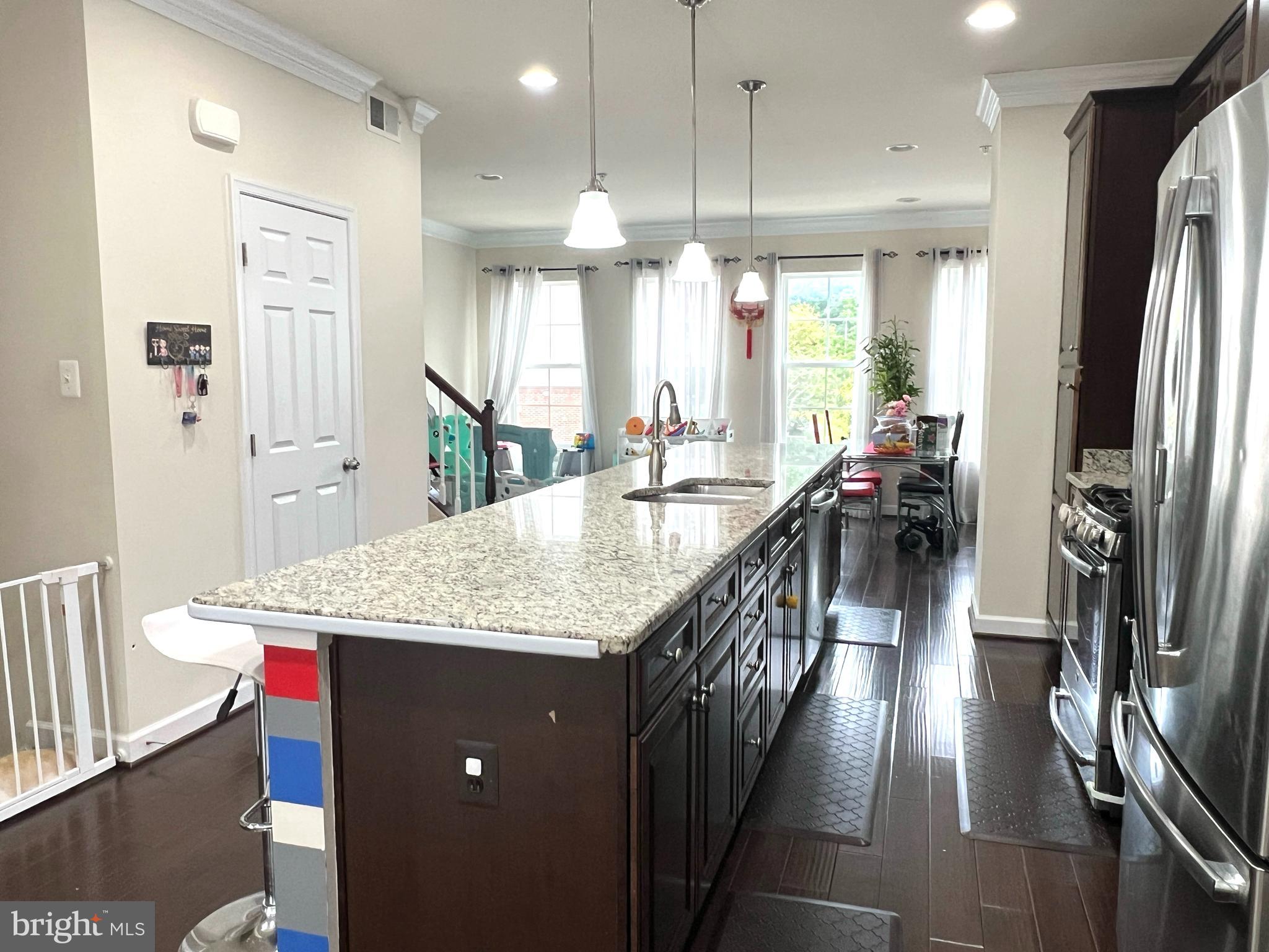 BRICK YARD STATION - Residential