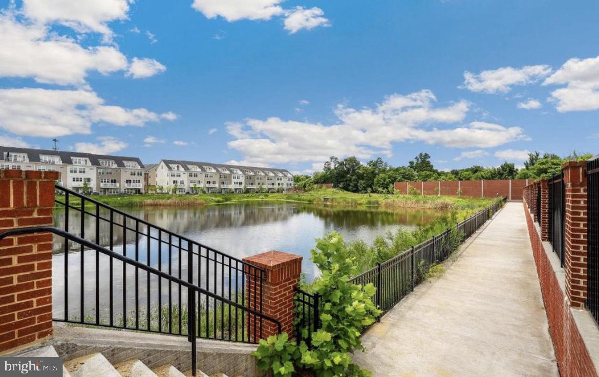 BRICK YARD STATION - Residential