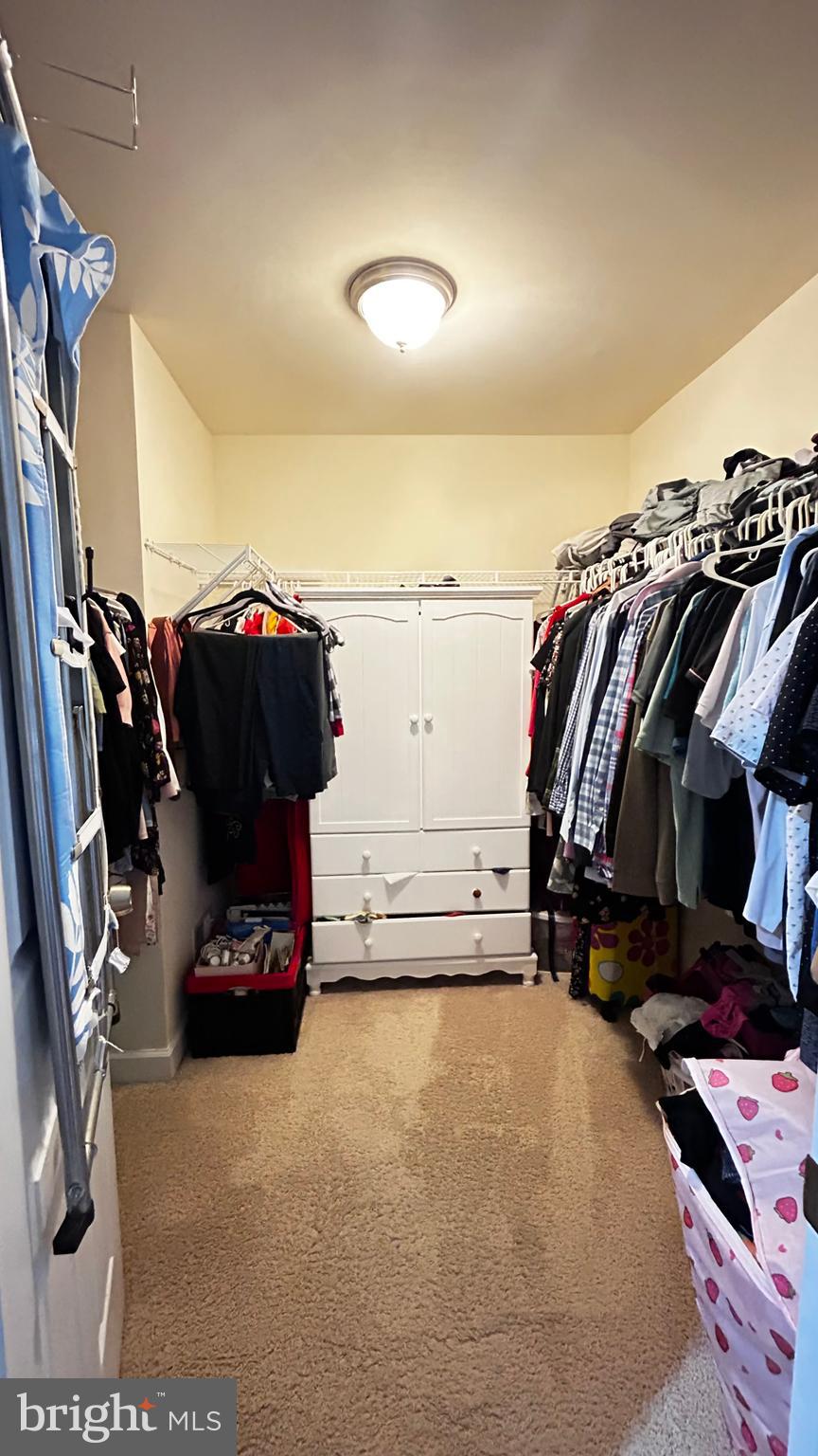 BRICK YARD STATION - Residential