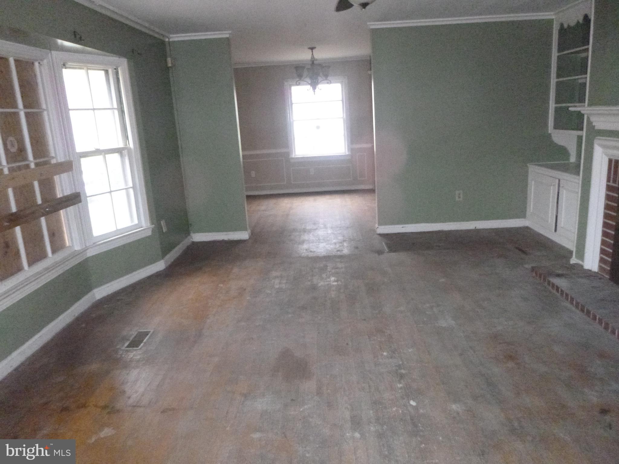 124 PRISCILLA STREET