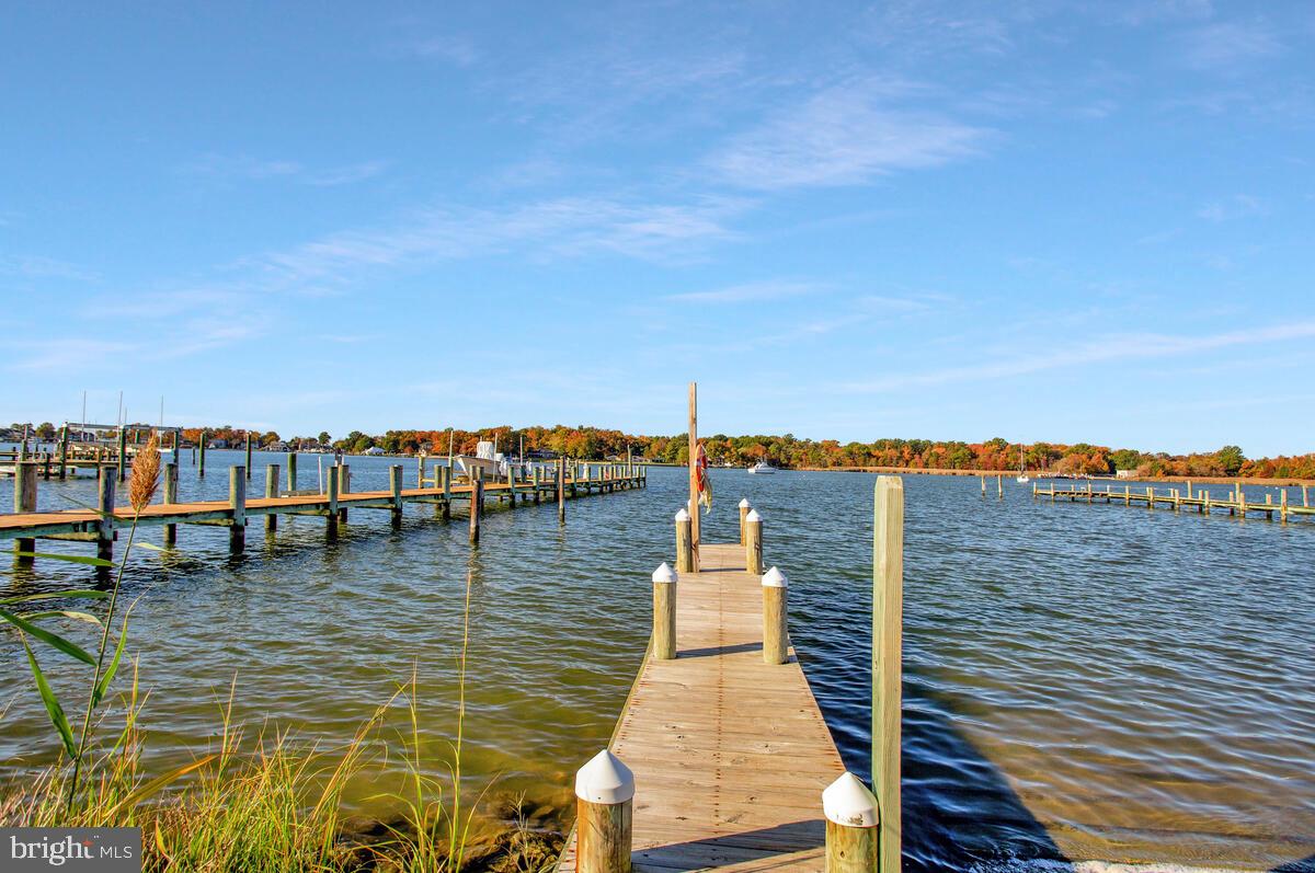 ARUNDEL ON THE BAY - Residential
