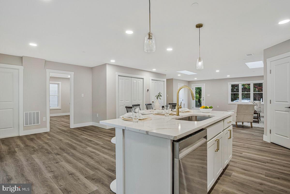 ARUNDEL ON THE BAY - Residential