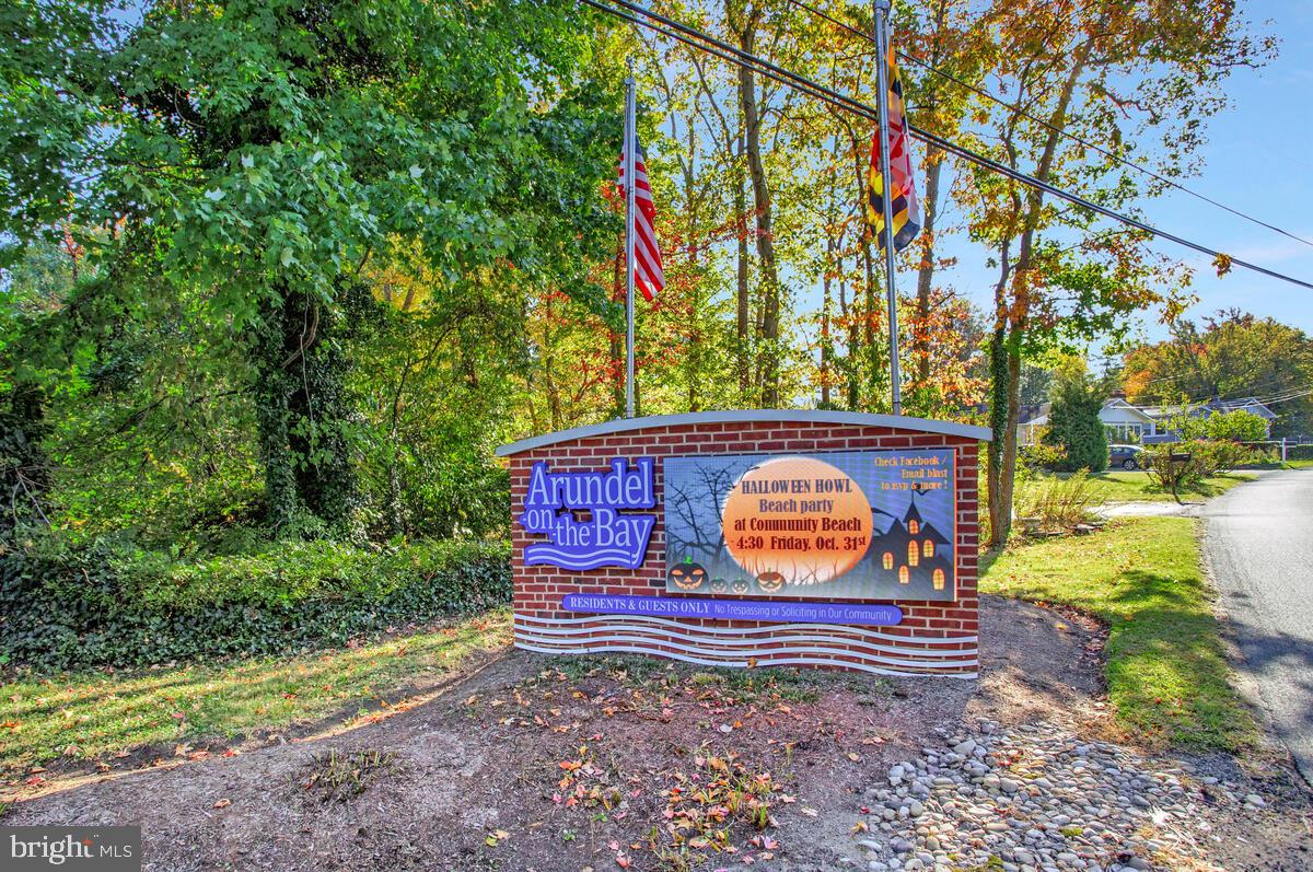 ARUNDEL ON THE BAY - Residential