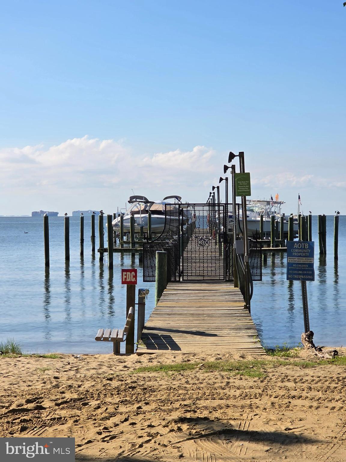 ARUNDEL ON THE BAY - Residential