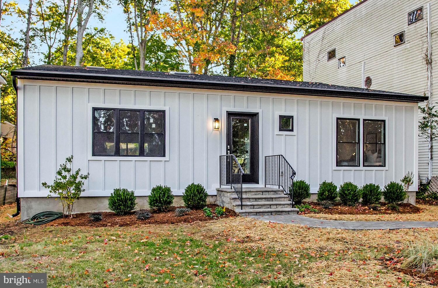 ARUNDEL ON THE BAY - Residential