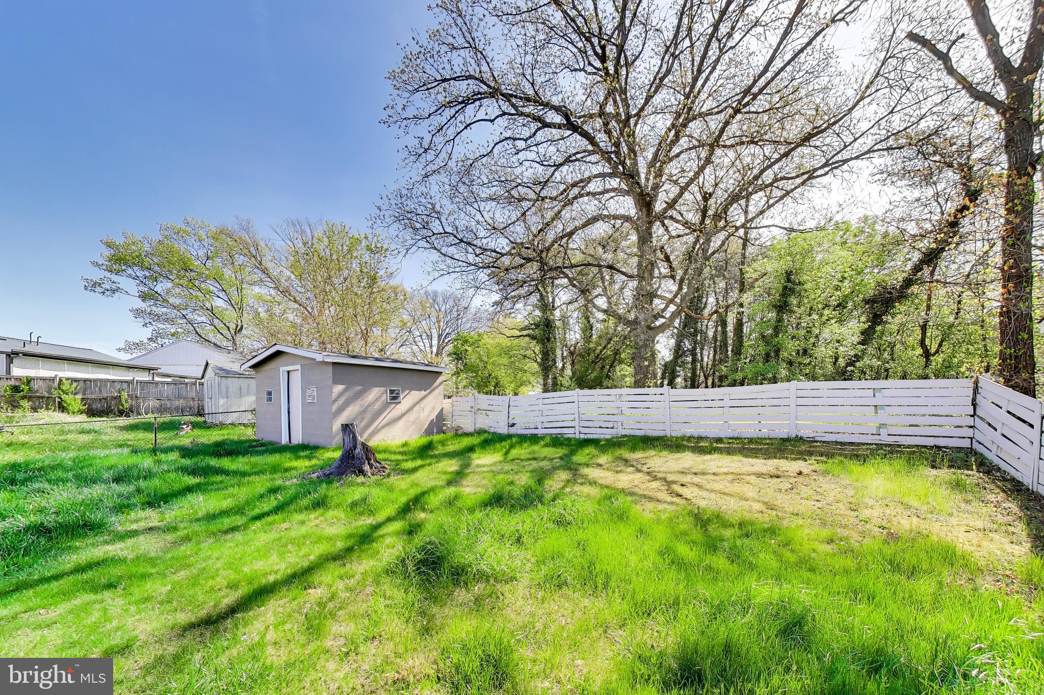 GLENARDEN WOODS - Residential