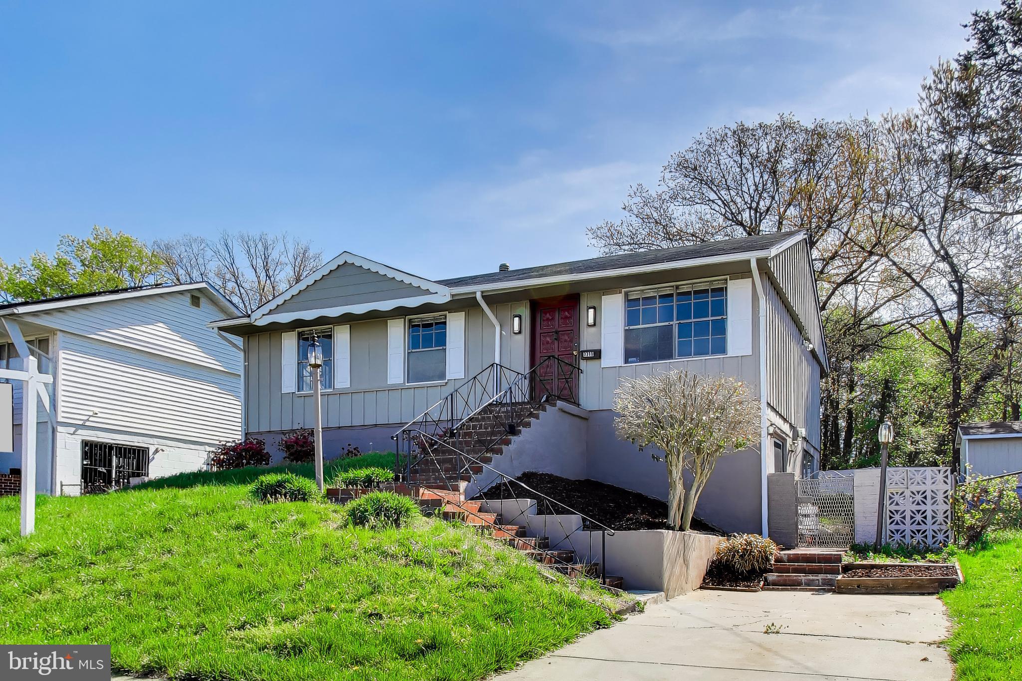 GLENARDEN WOODS - Residential