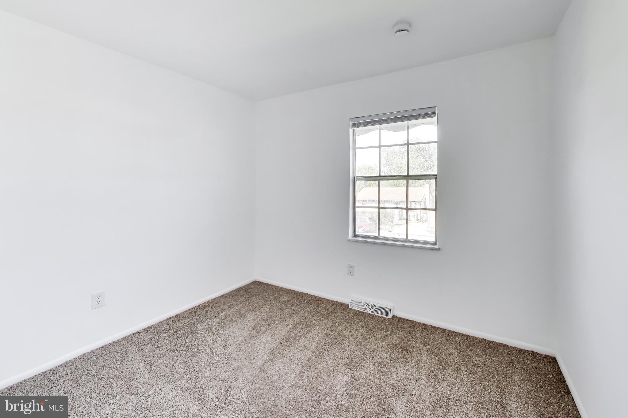 GLENARDEN WOODS - Residential