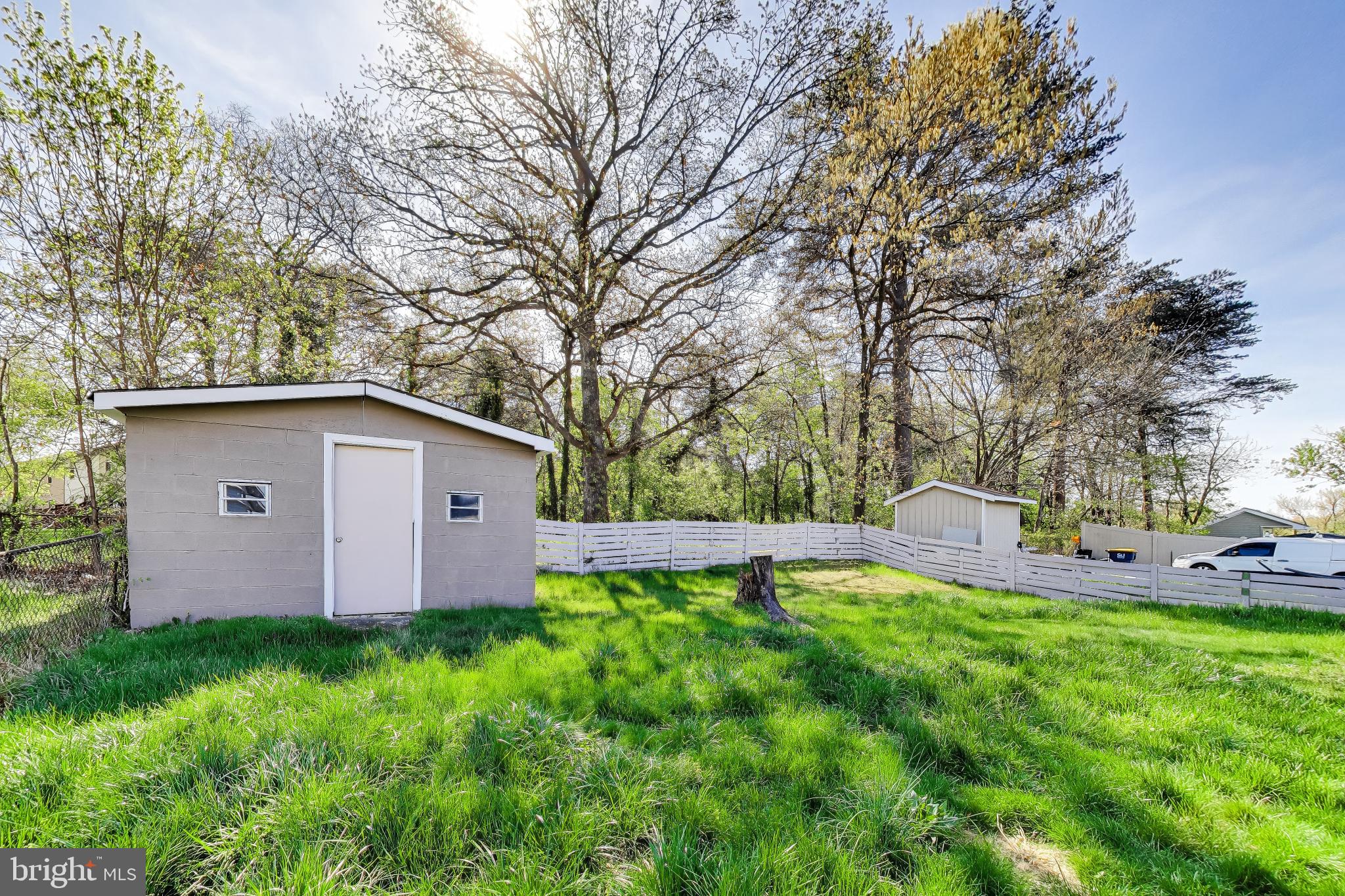 GLENARDEN WOODS - Residential