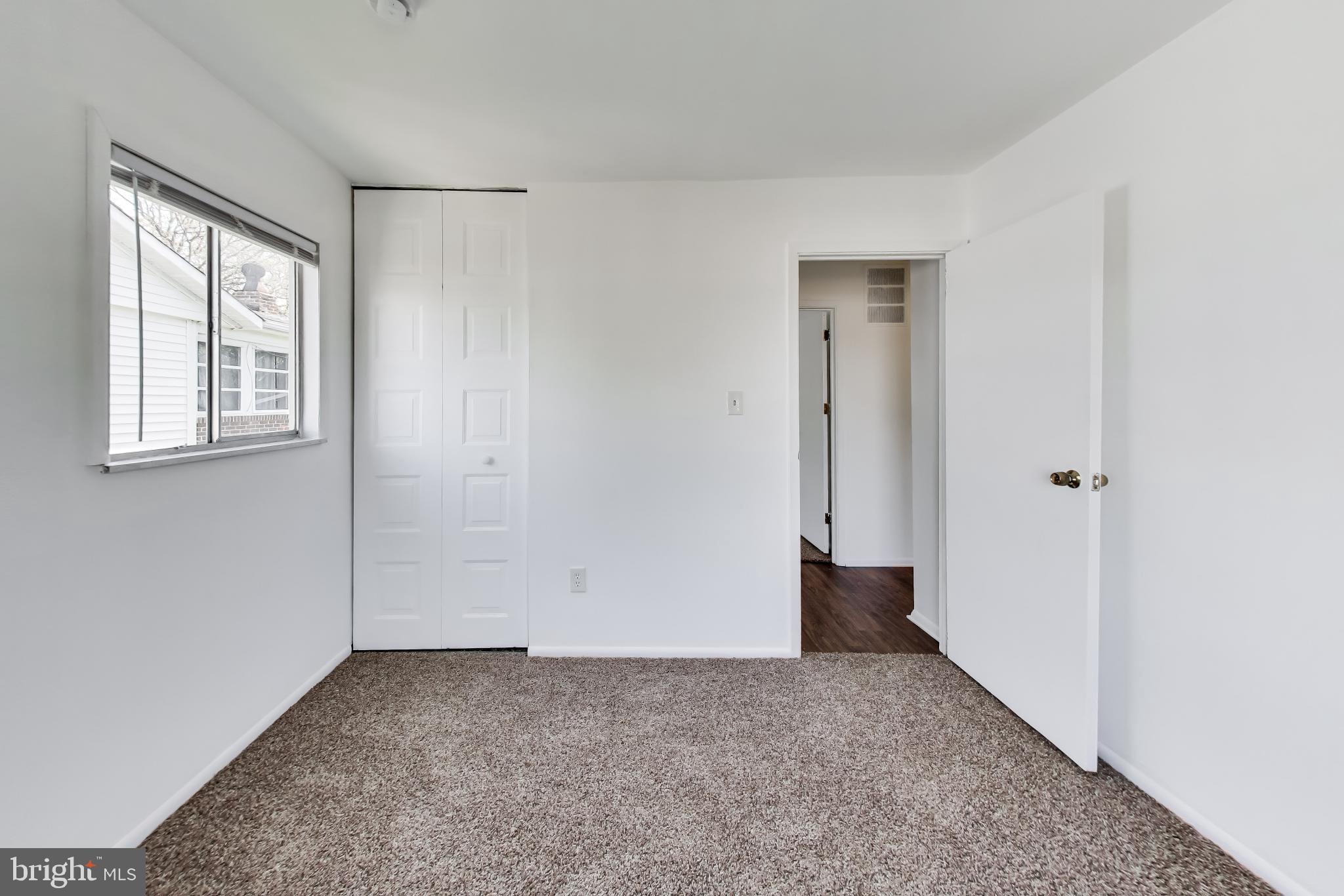 GLENARDEN WOODS - Residential