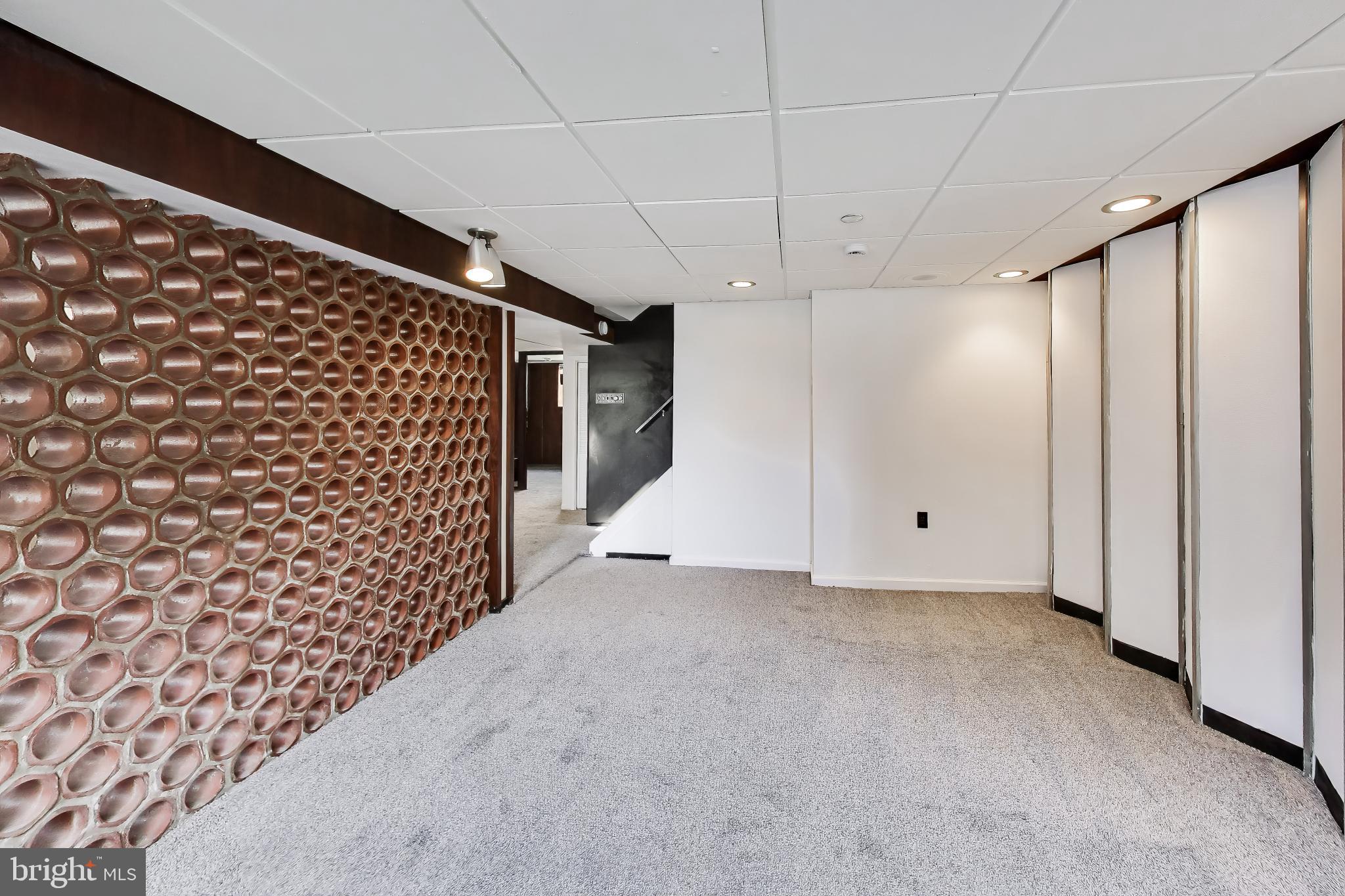 GLENARDEN WOODS - Residential