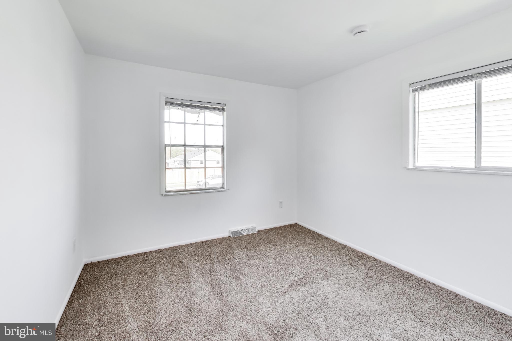 GLENARDEN WOODS - Residential