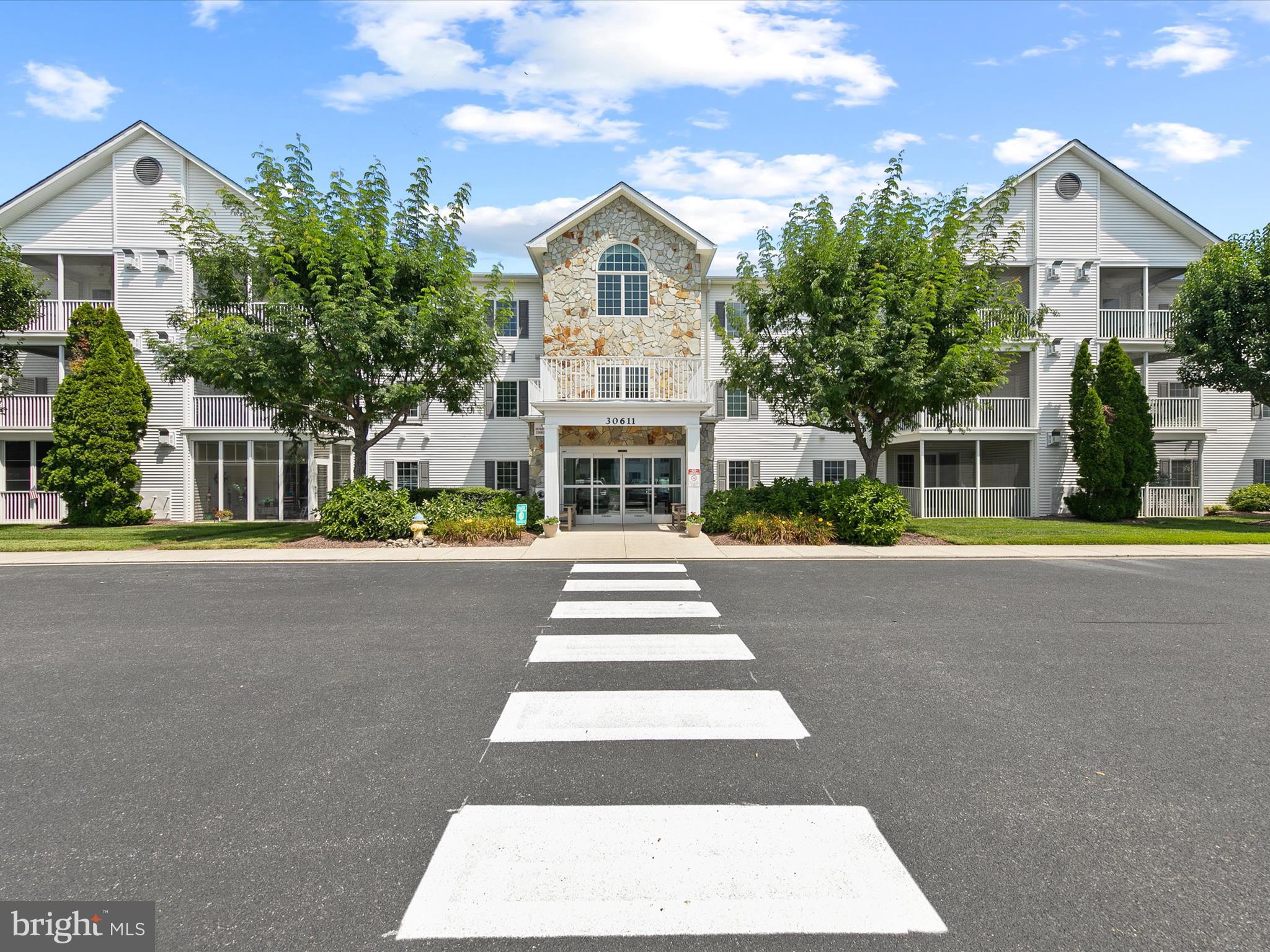 CEDAR BAY - Residential