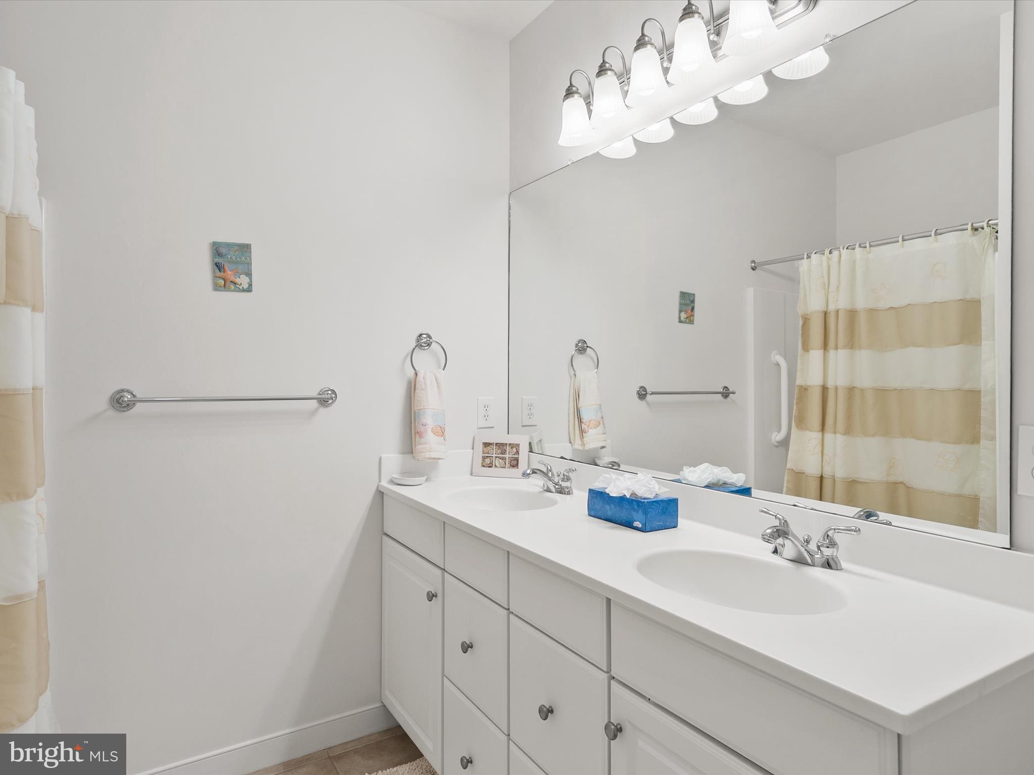 CEDAR BAY - Residential