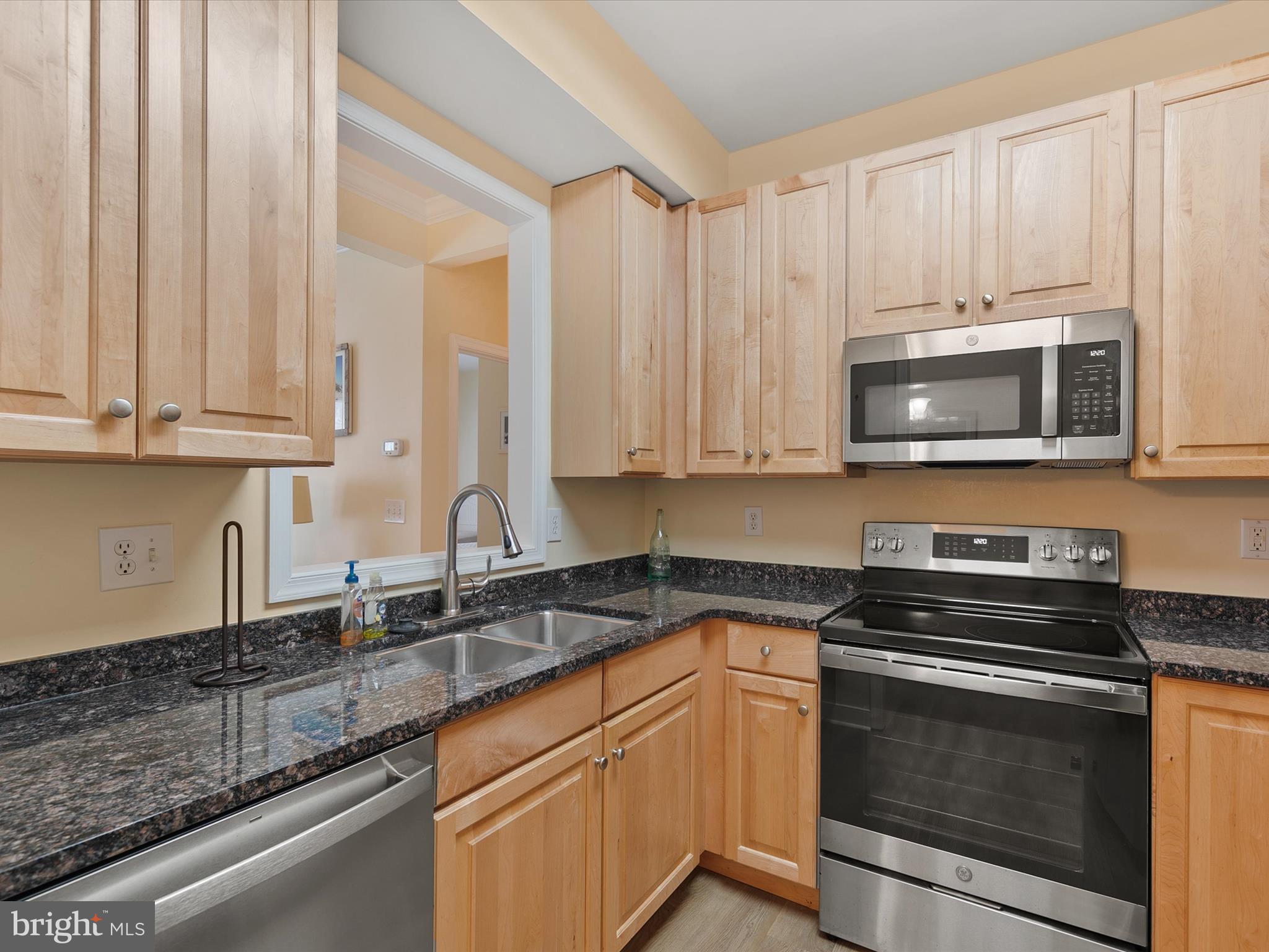 CEDAR BAY - Residential