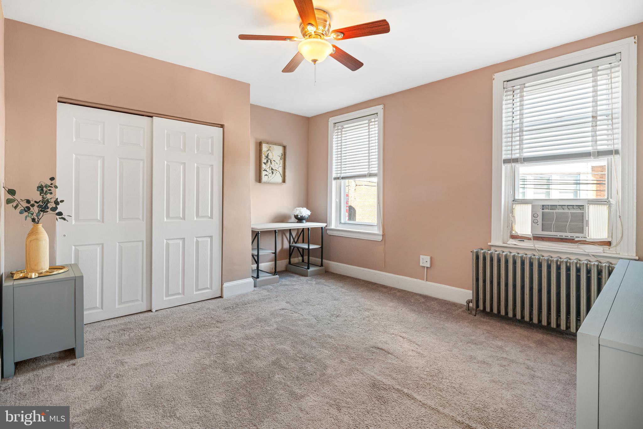 BRIDESBURG - Residential