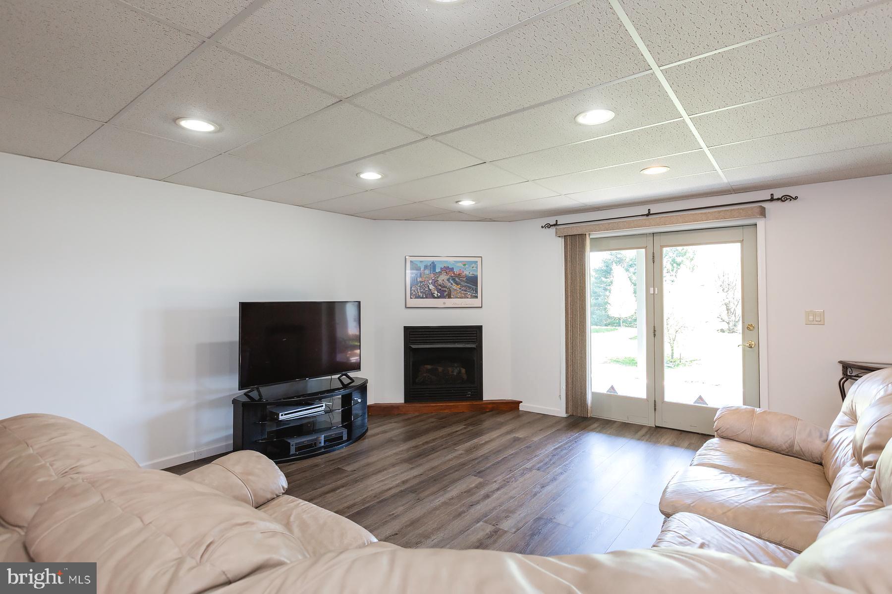 NORWOOD ESTATES - Residential