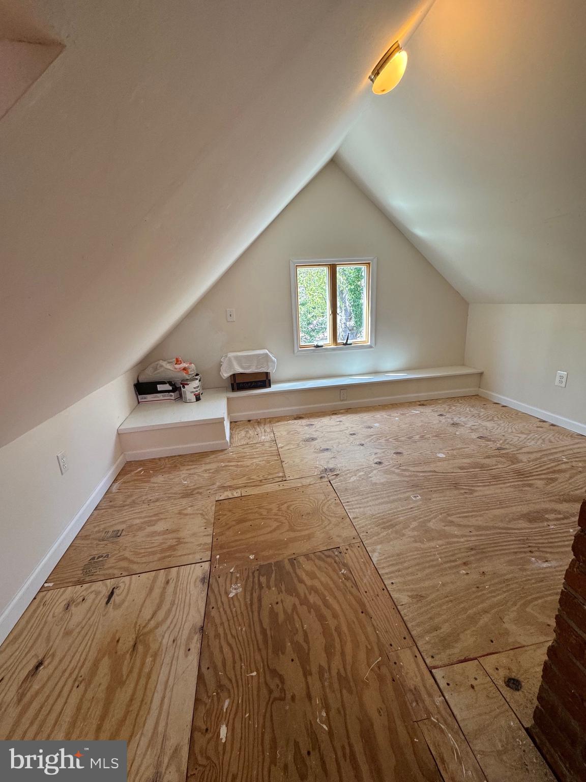 BALLSTON - Residential Lease