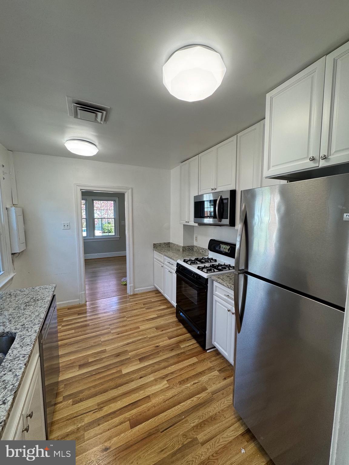 BALLSTON - Residential Lease