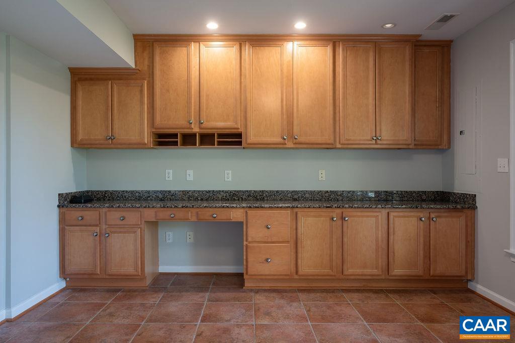 MELBOURNE PARK CONDOS - Residential