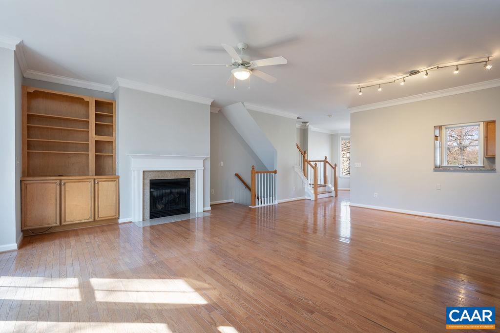 MELBOURNE PARK CONDOS - Residential