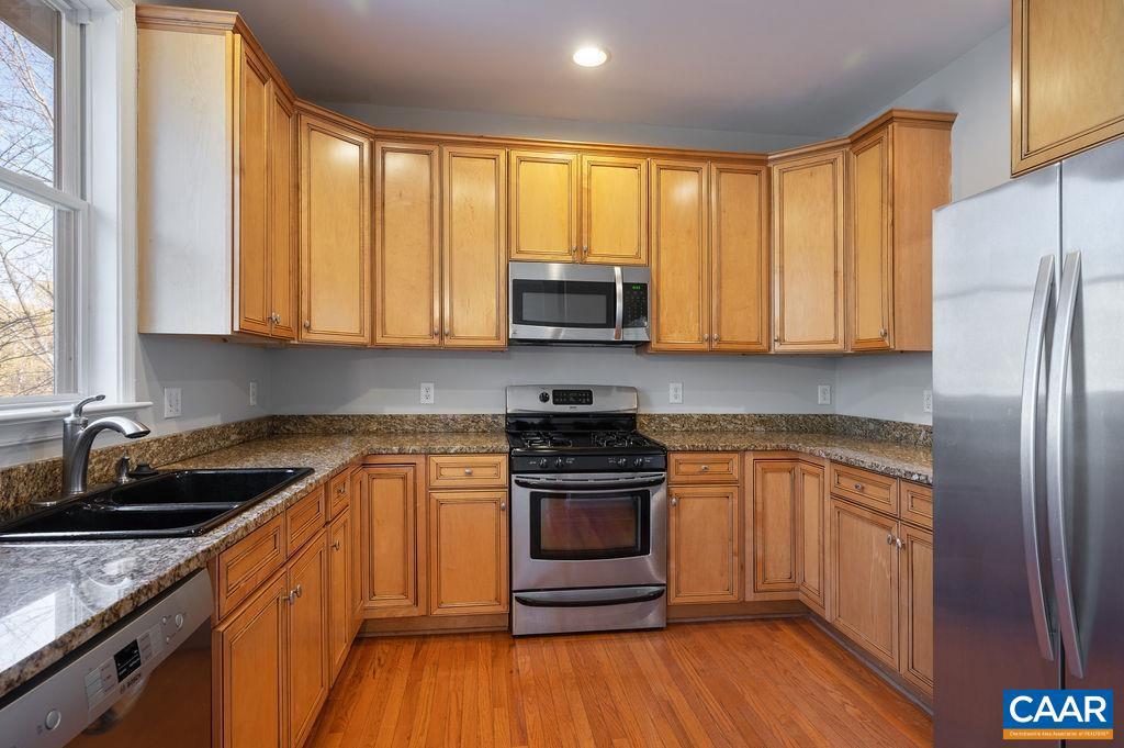 MELBOURNE PARK CONDOS - Residential