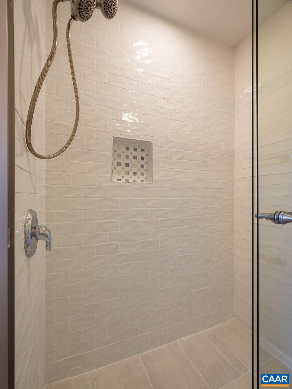 MELBOURNE PARK CONDOS - Residential