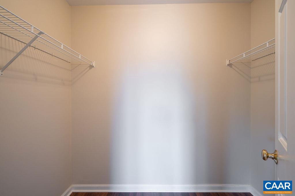 MELBOURNE PARK CONDOS - Residential