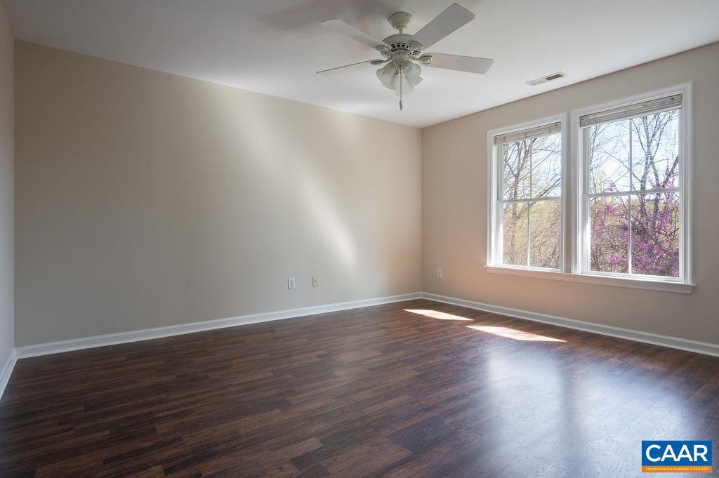 MELBOURNE PARK CONDOS - Residential