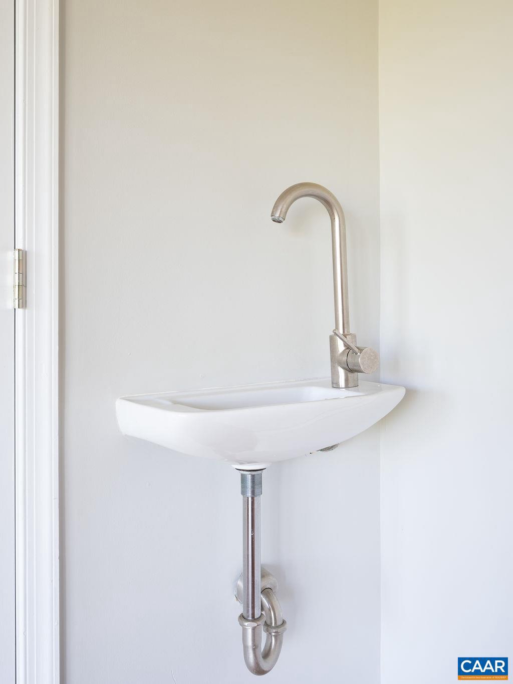 MELBOURNE PARK CONDOS - Residential