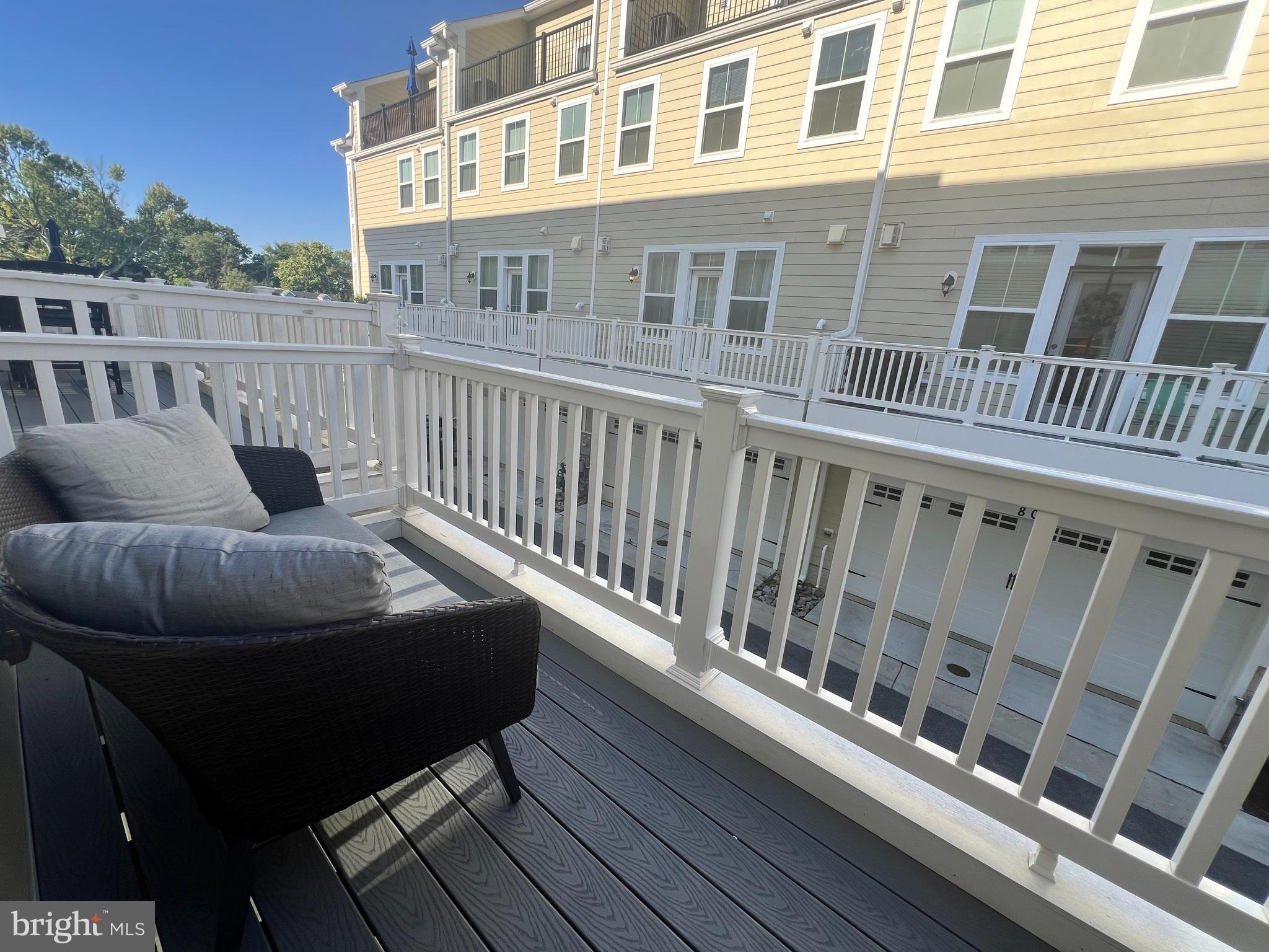 ANNAPOLIS NECK - Residential Lease