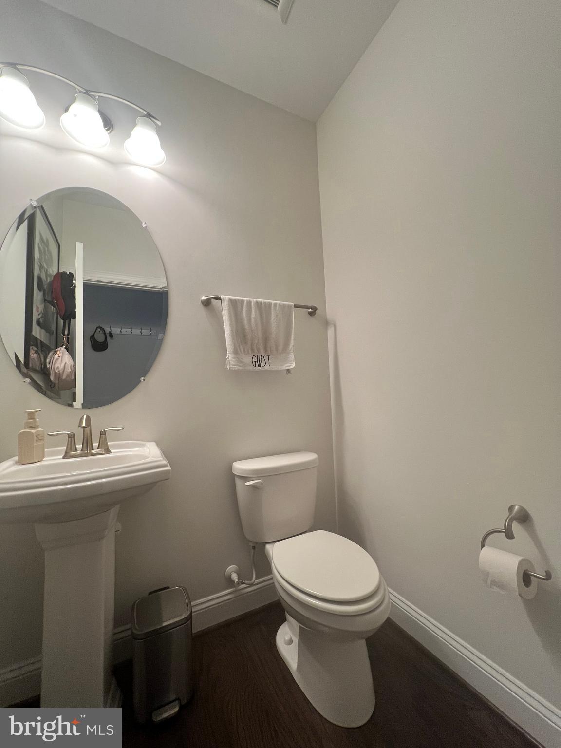 ANNAPOLIS NECK - Residential Lease