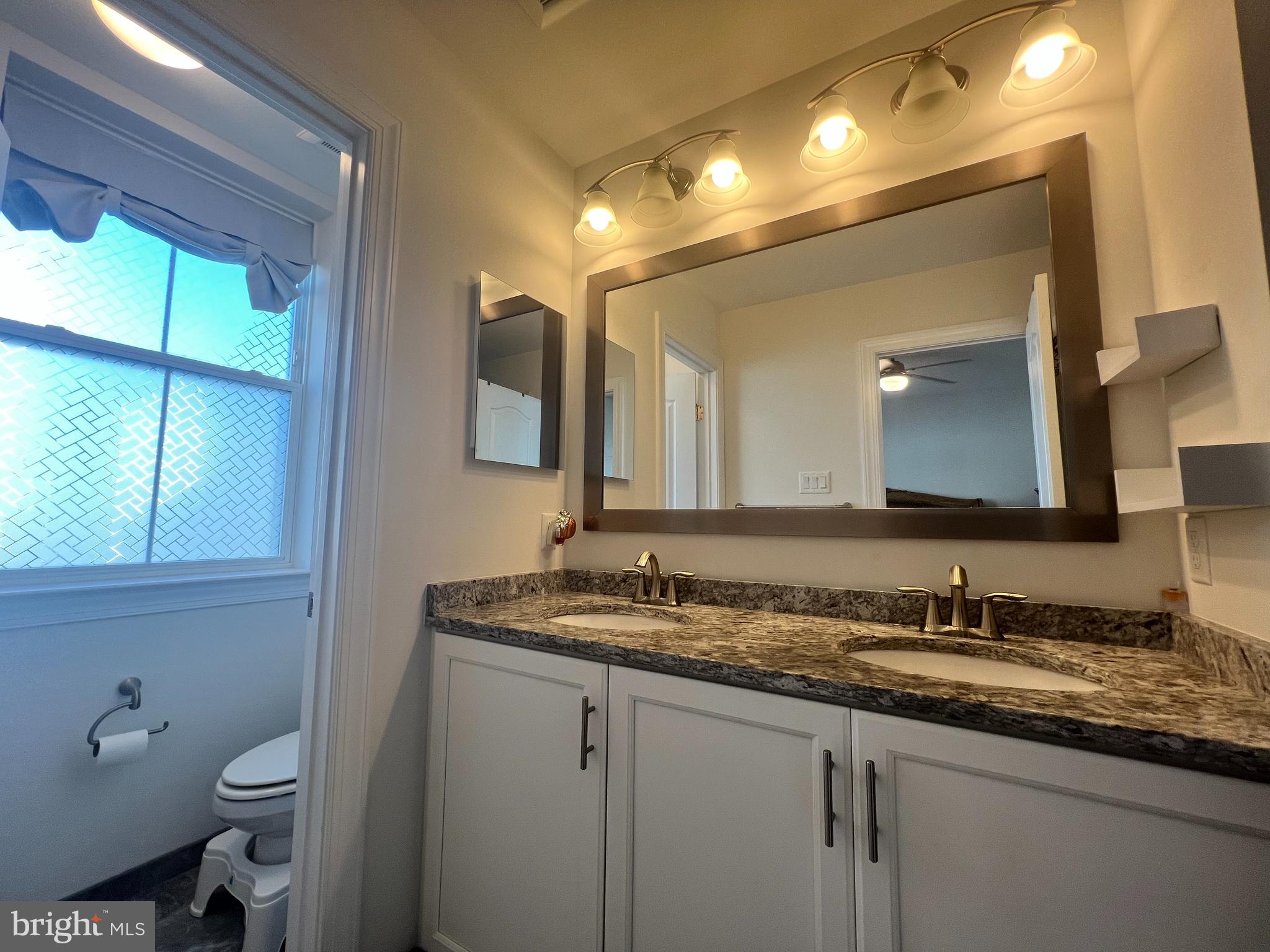 ANNAPOLIS NECK - Residential Lease