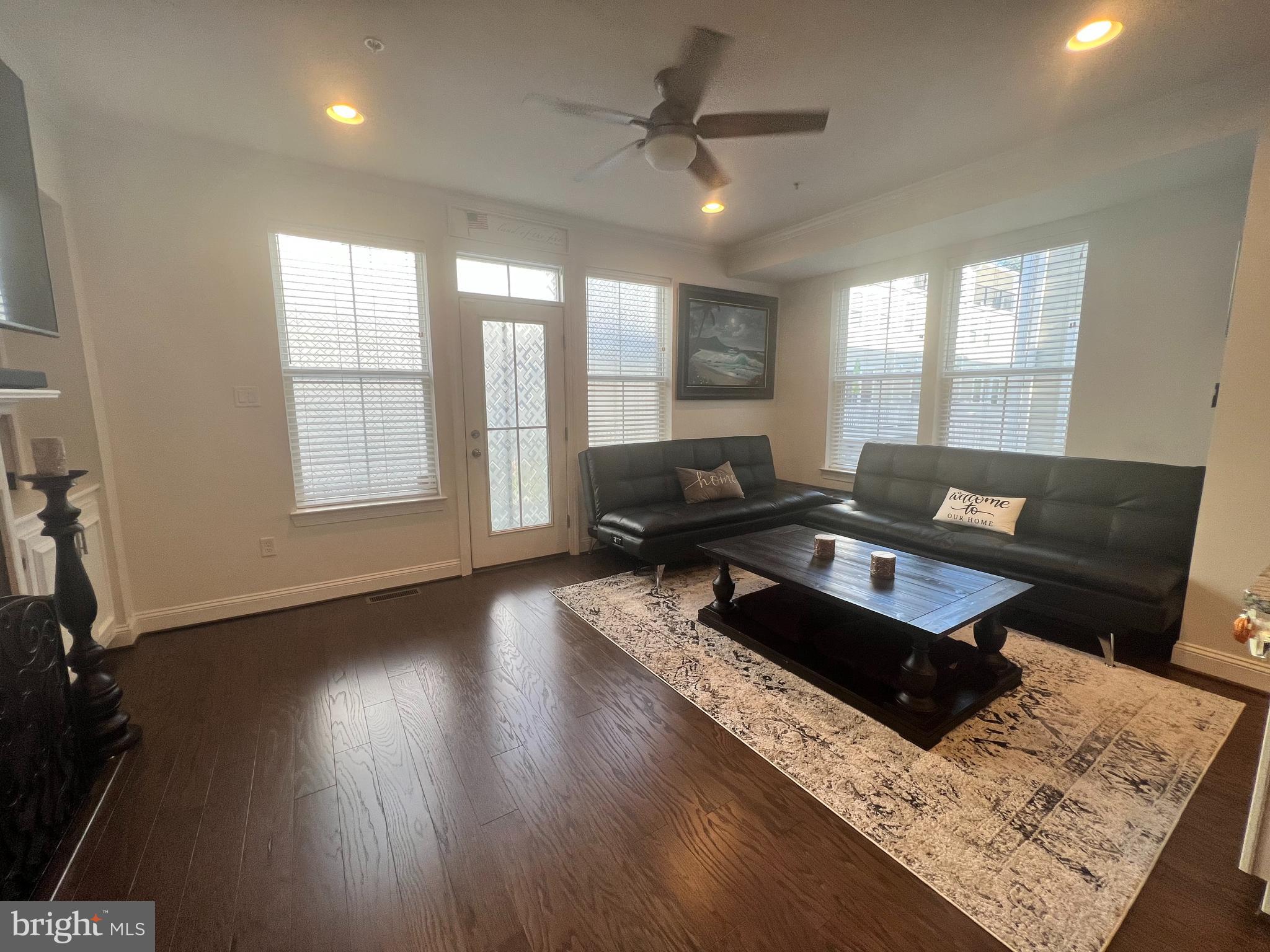 ANNAPOLIS NECK - Residential Lease