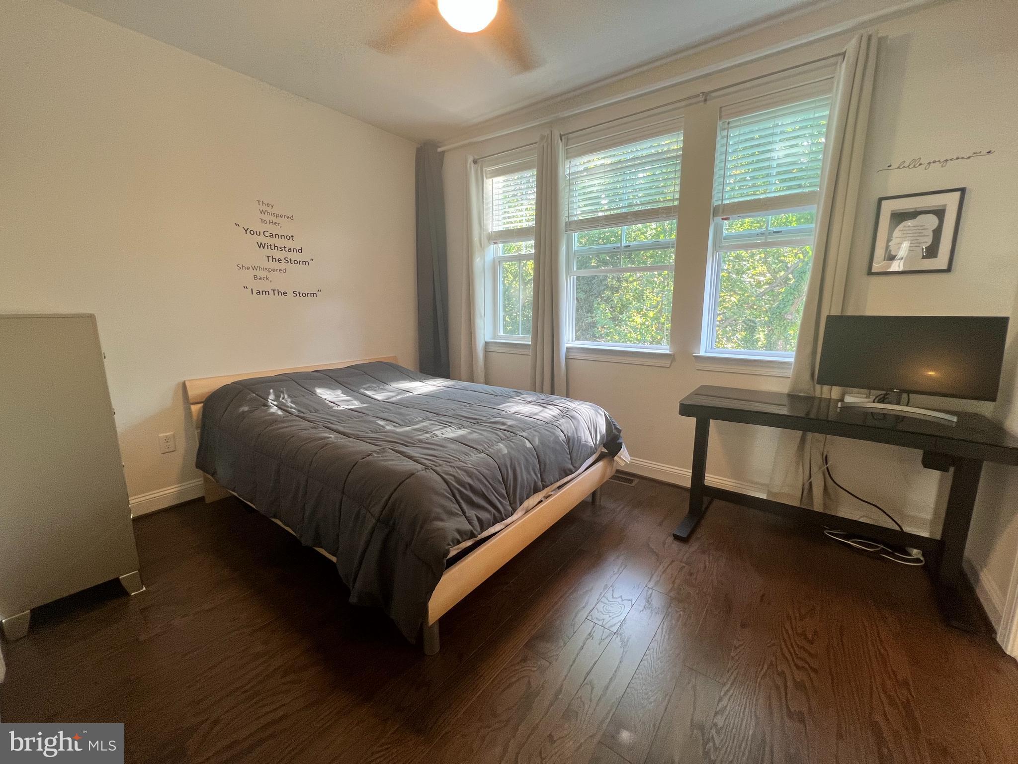 ANNAPOLIS NECK - Residential Lease