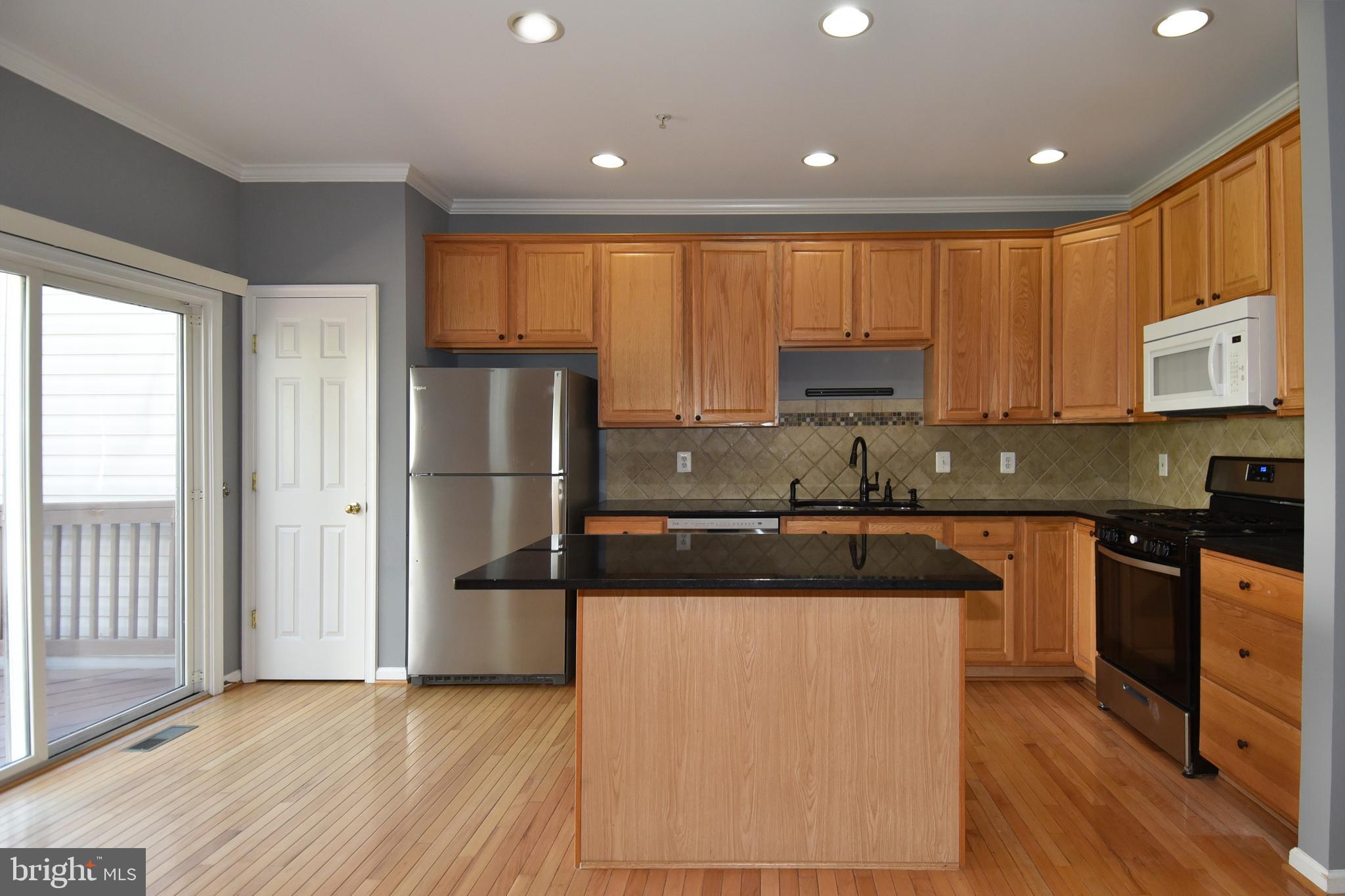 HOYLES MILL VILLAGE - Residential Lease