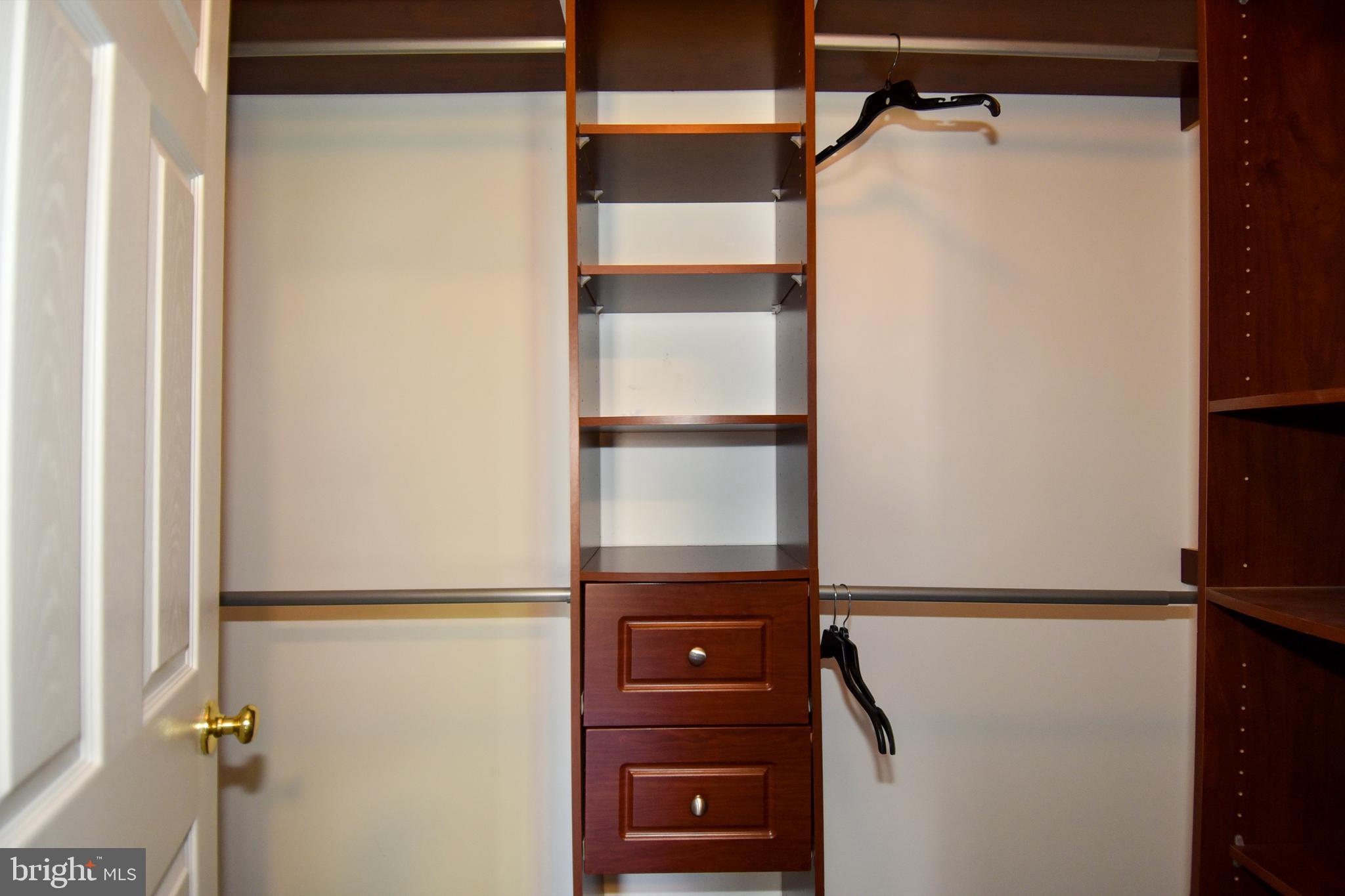 HOYLES MILL VILLAGE - Residential Lease