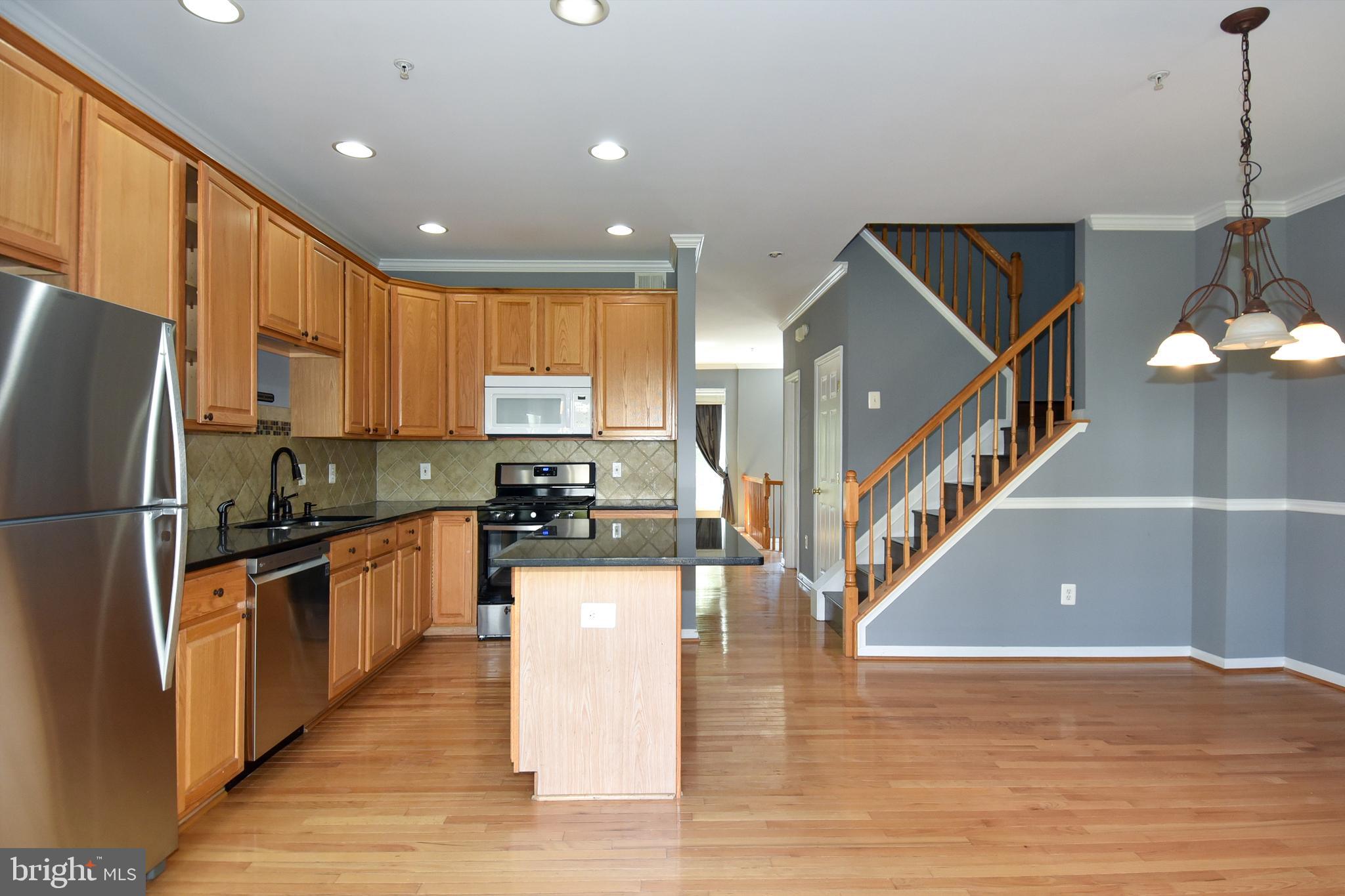 HOYLES MILL VILLAGE - Residential Lease