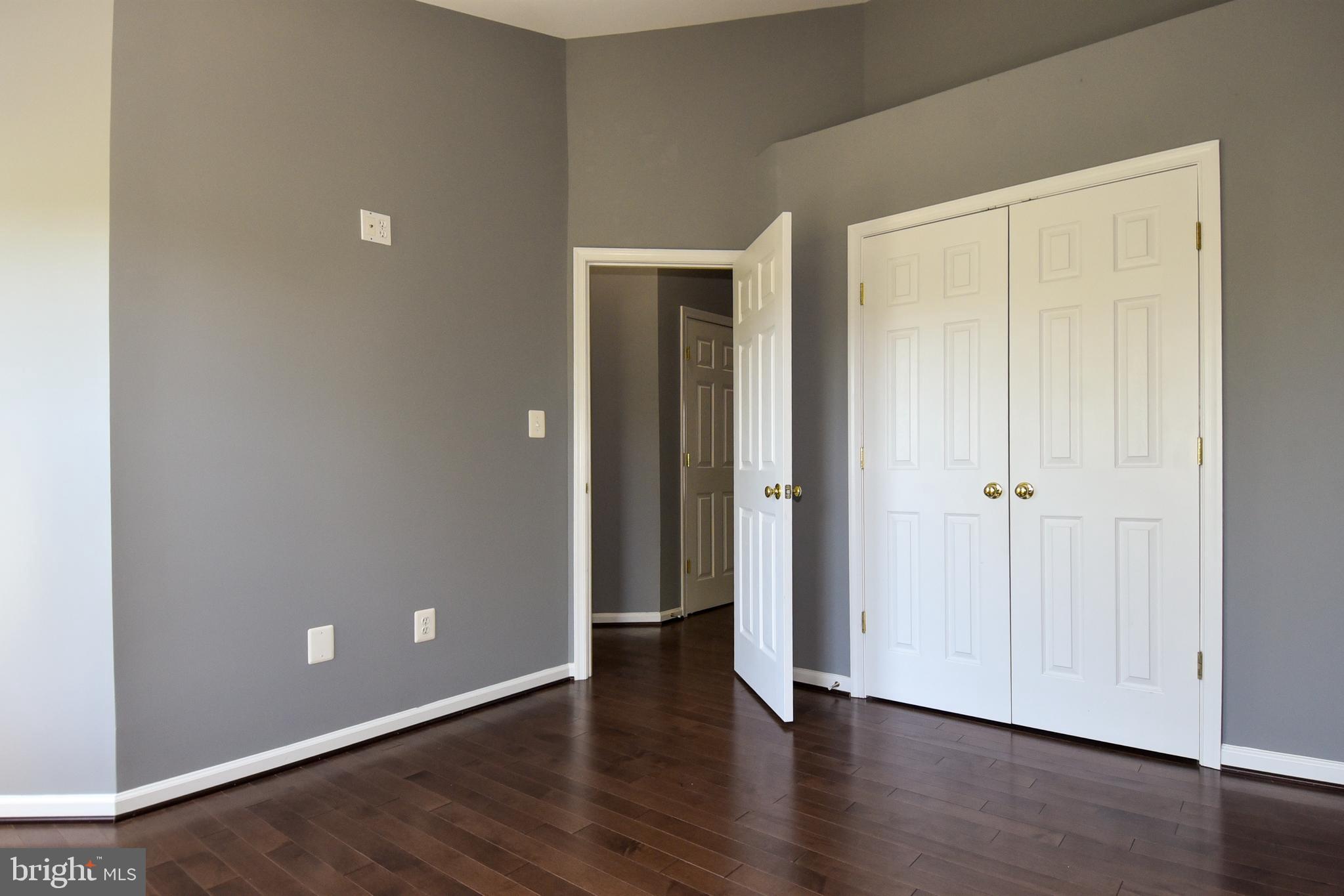 HOYLES MILL VILLAGE - Residential Lease