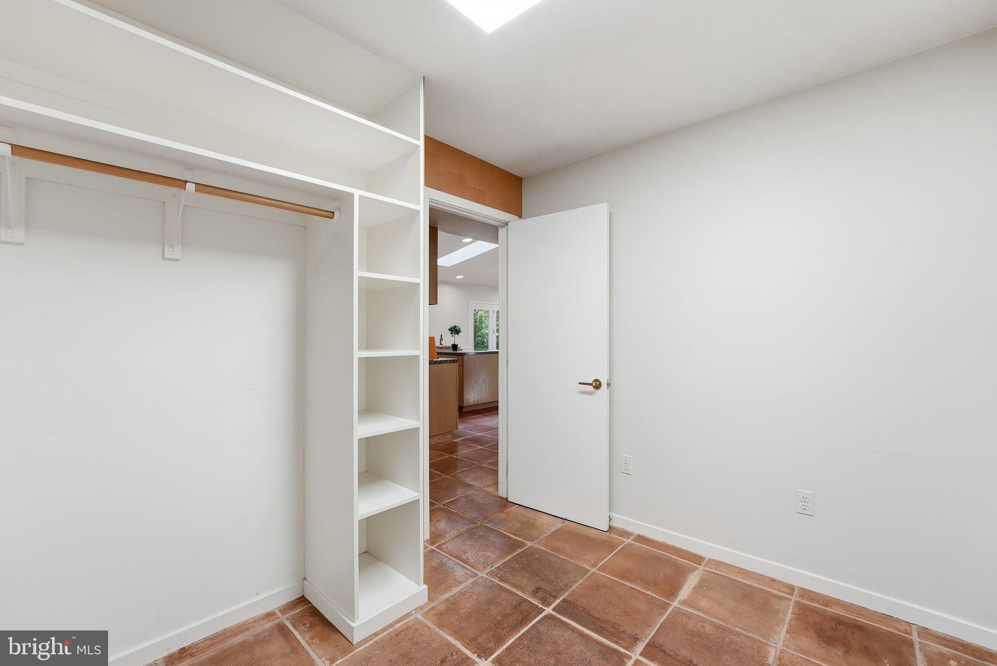 POTOMAC WOODS - Residential