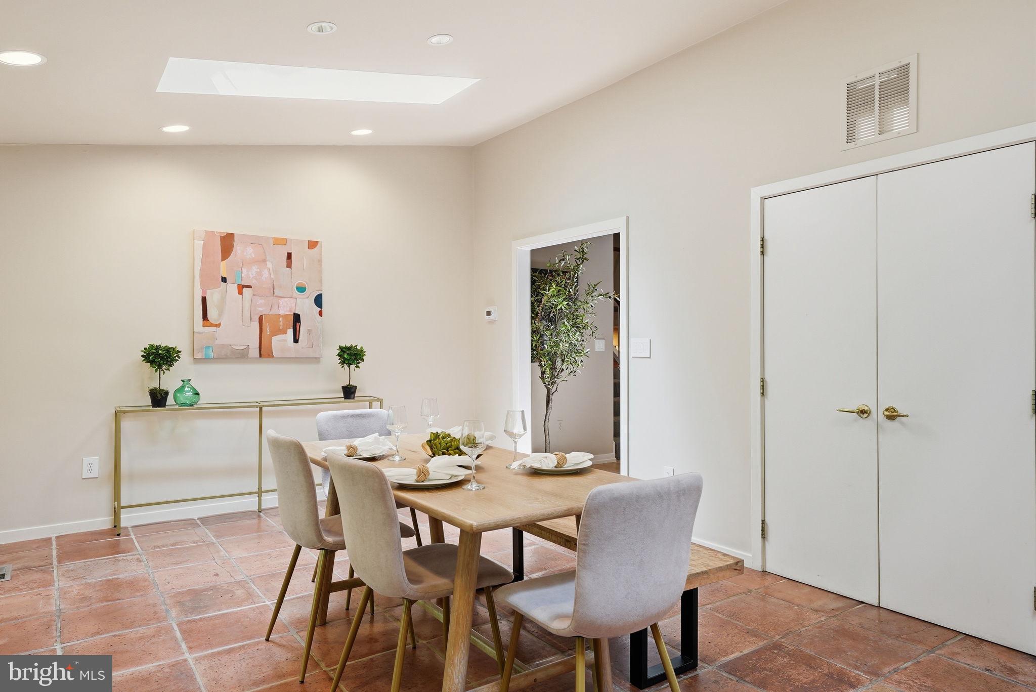 POTOMAC WOODS - Residential